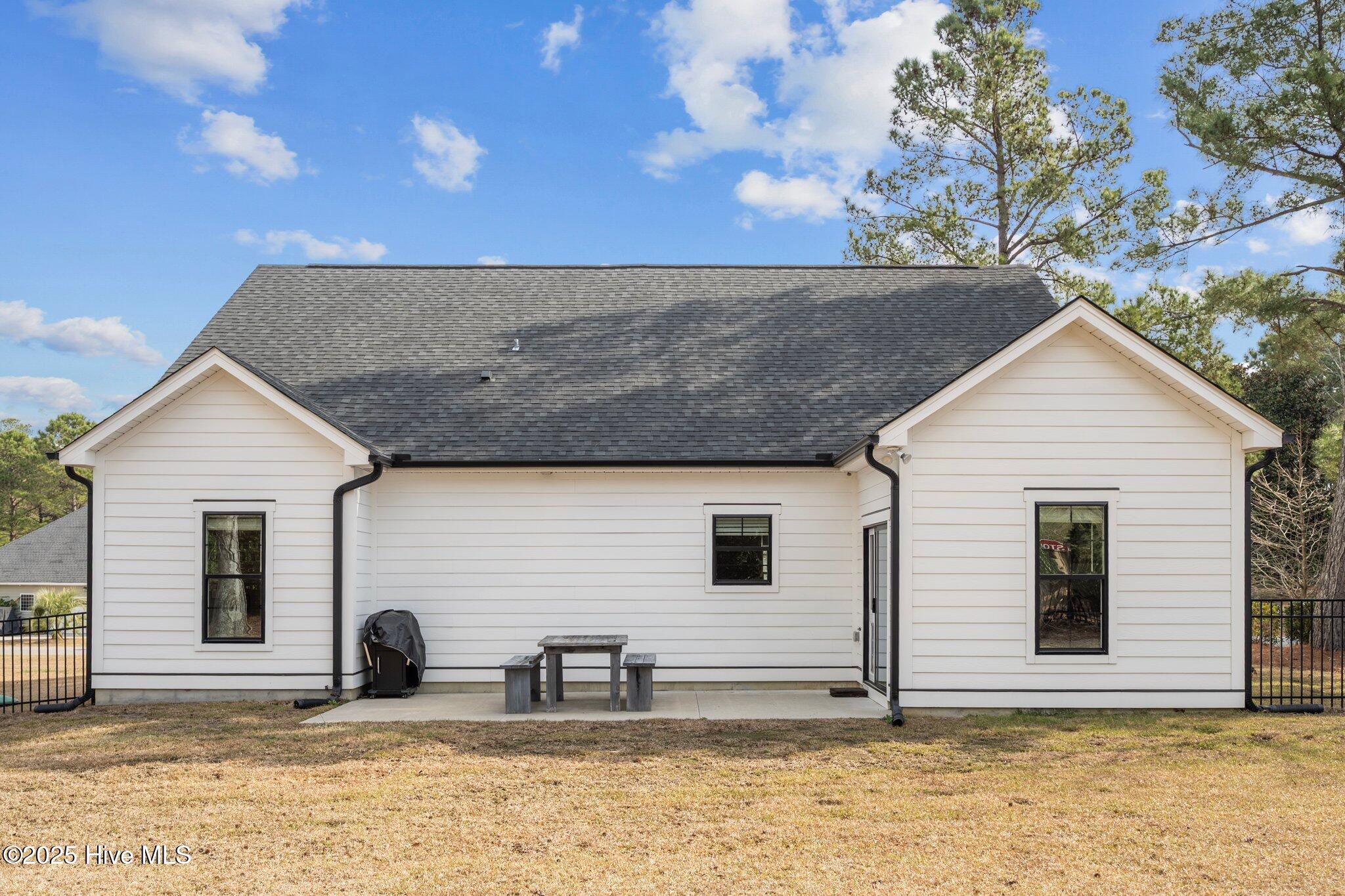 11 Sailview Court
