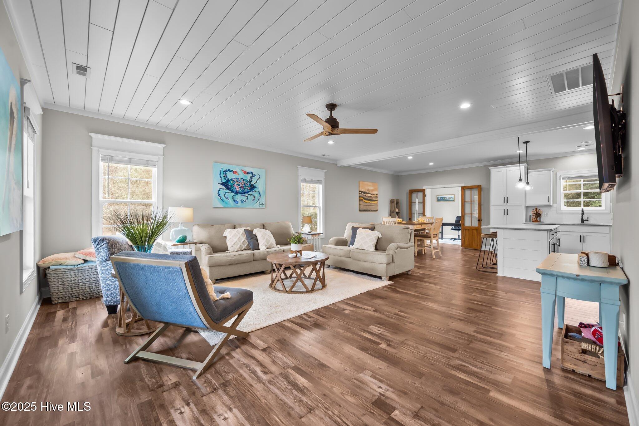 11 Sailview Court