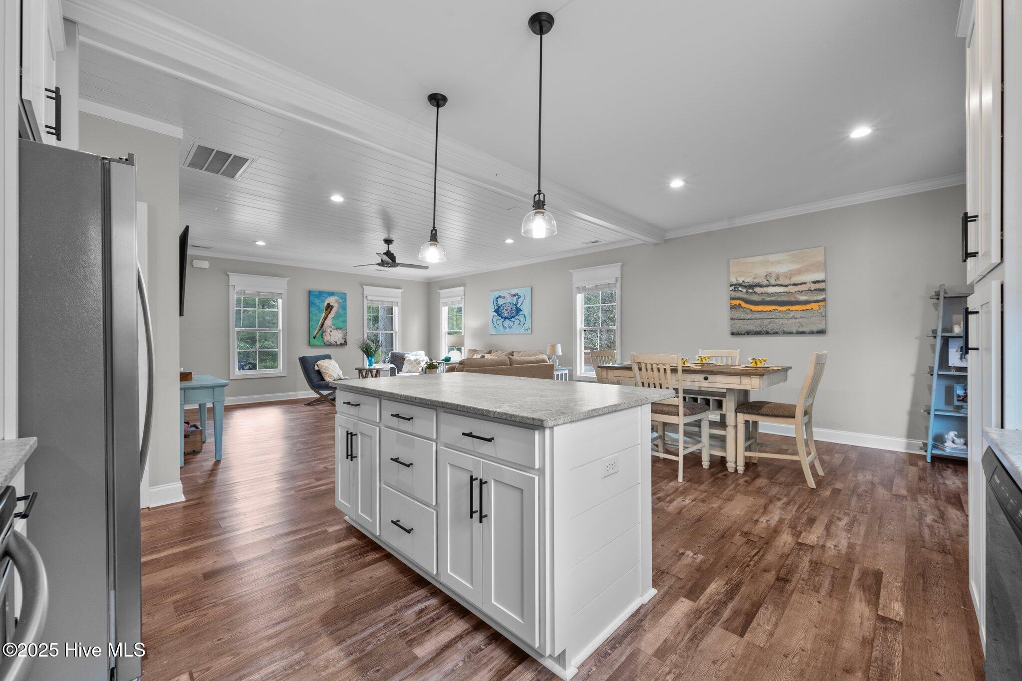 11 Sailview Court