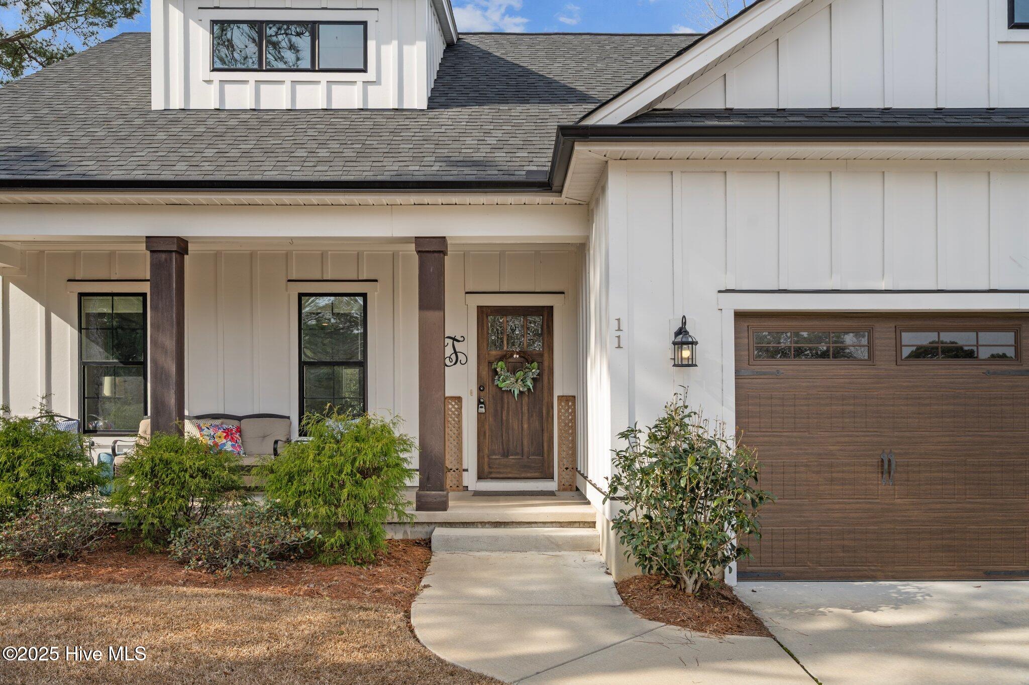 11 Sailview Court