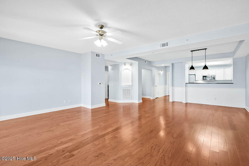 2100 Marsh Grove Lane Unit 2407