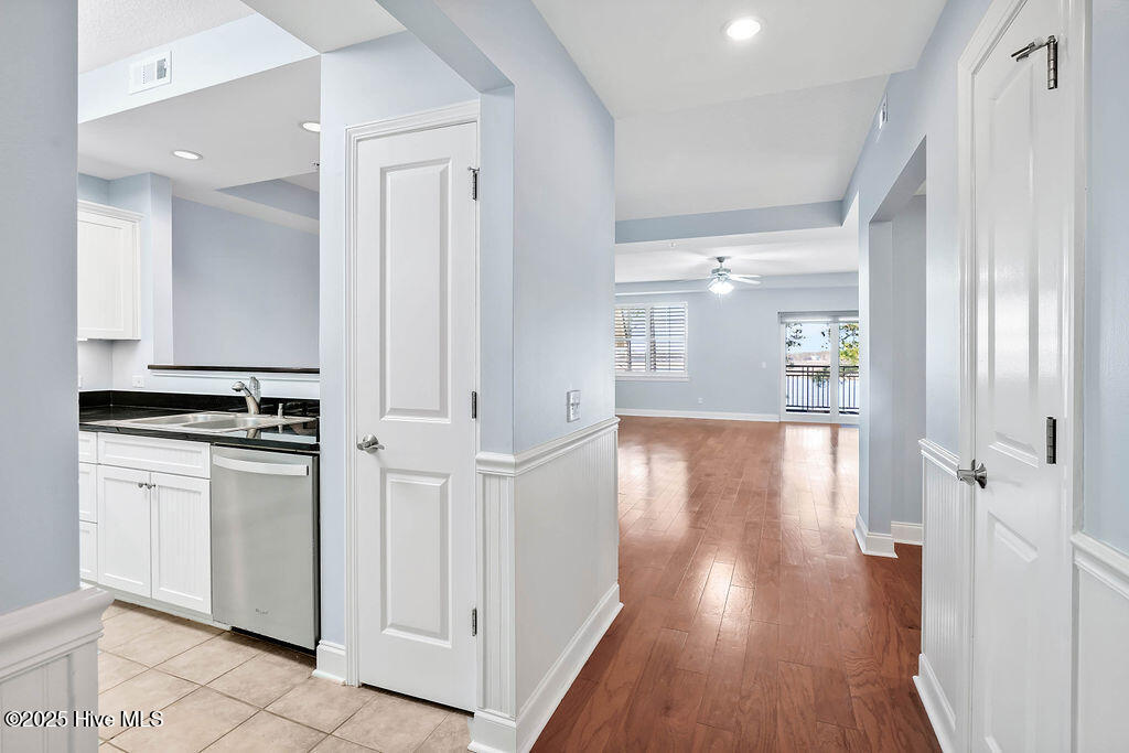 2100 Marsh Grove Lane Unit 2407