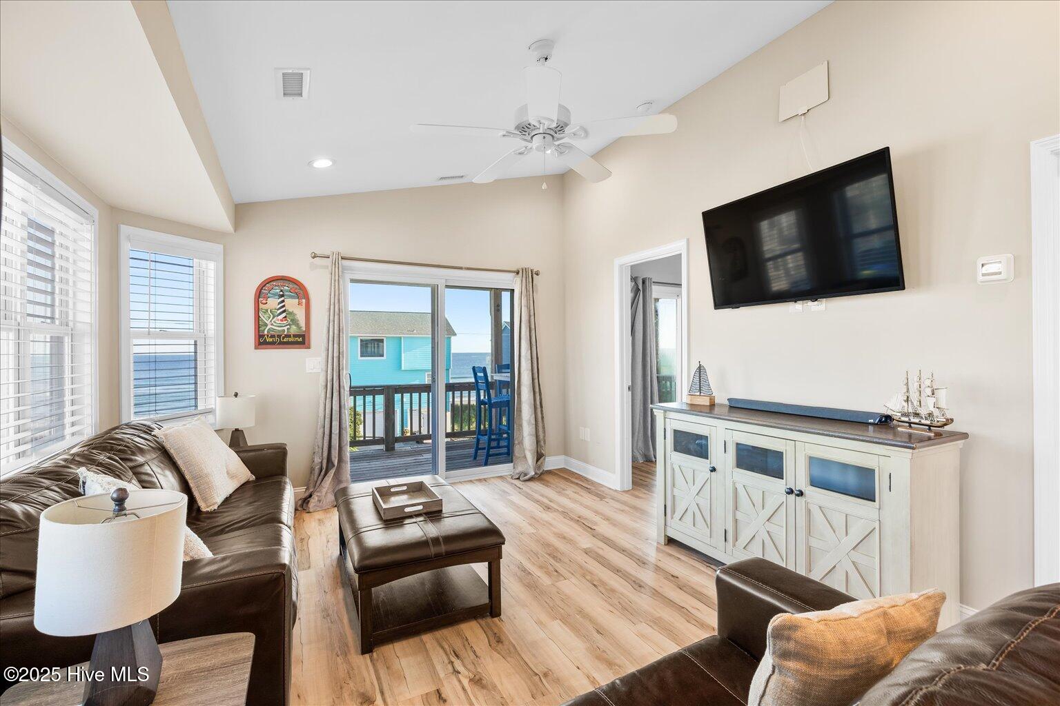621 N Shore Drive B