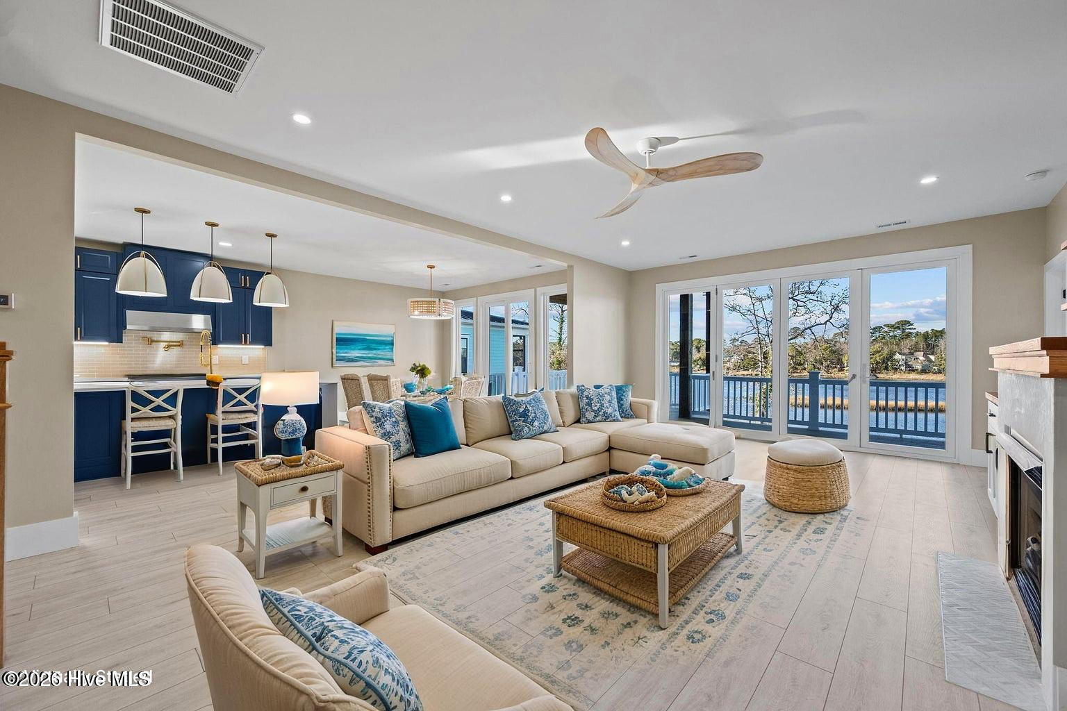 13 E Cannon Cove
