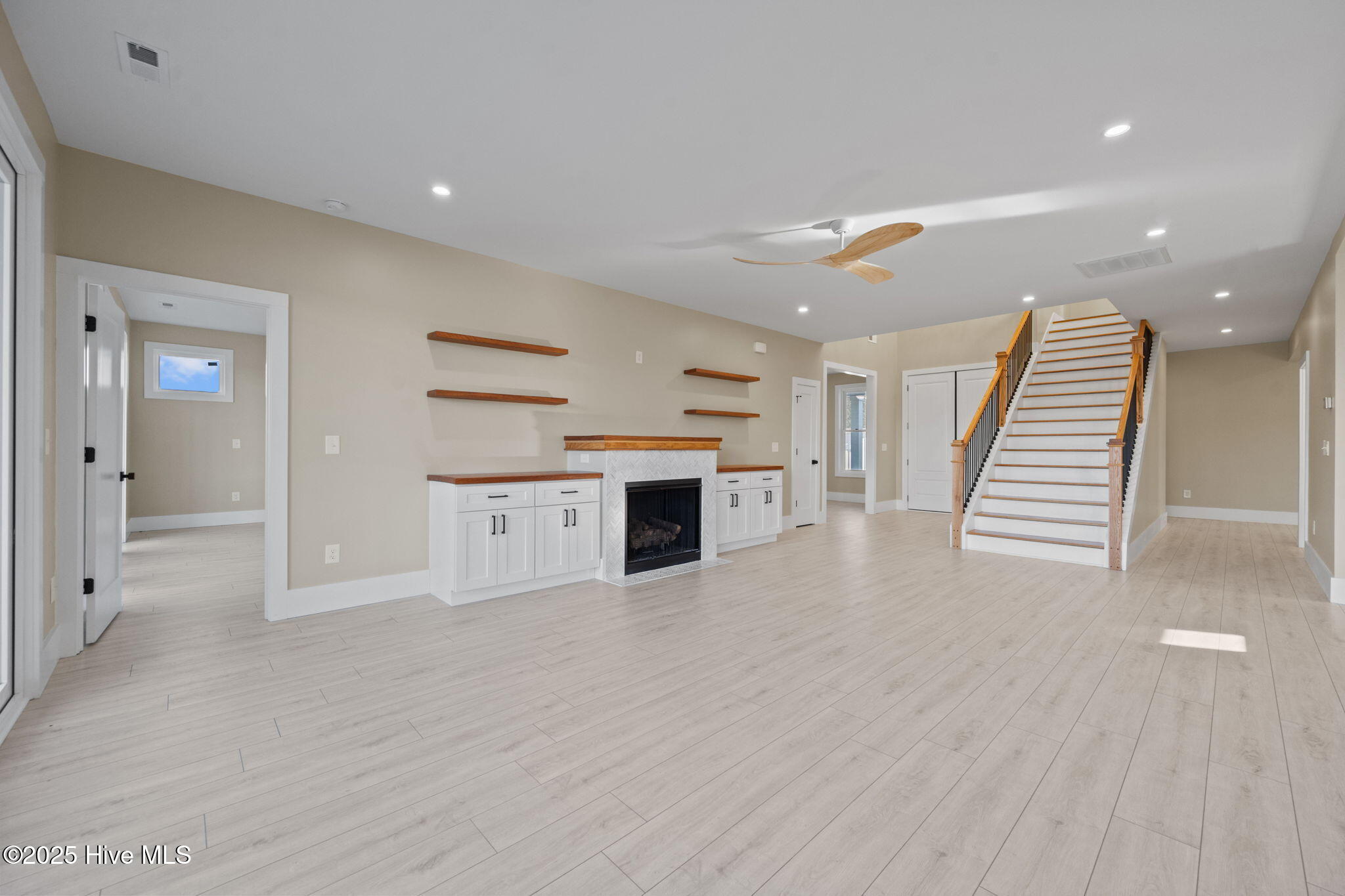 13 E Cannon Cove