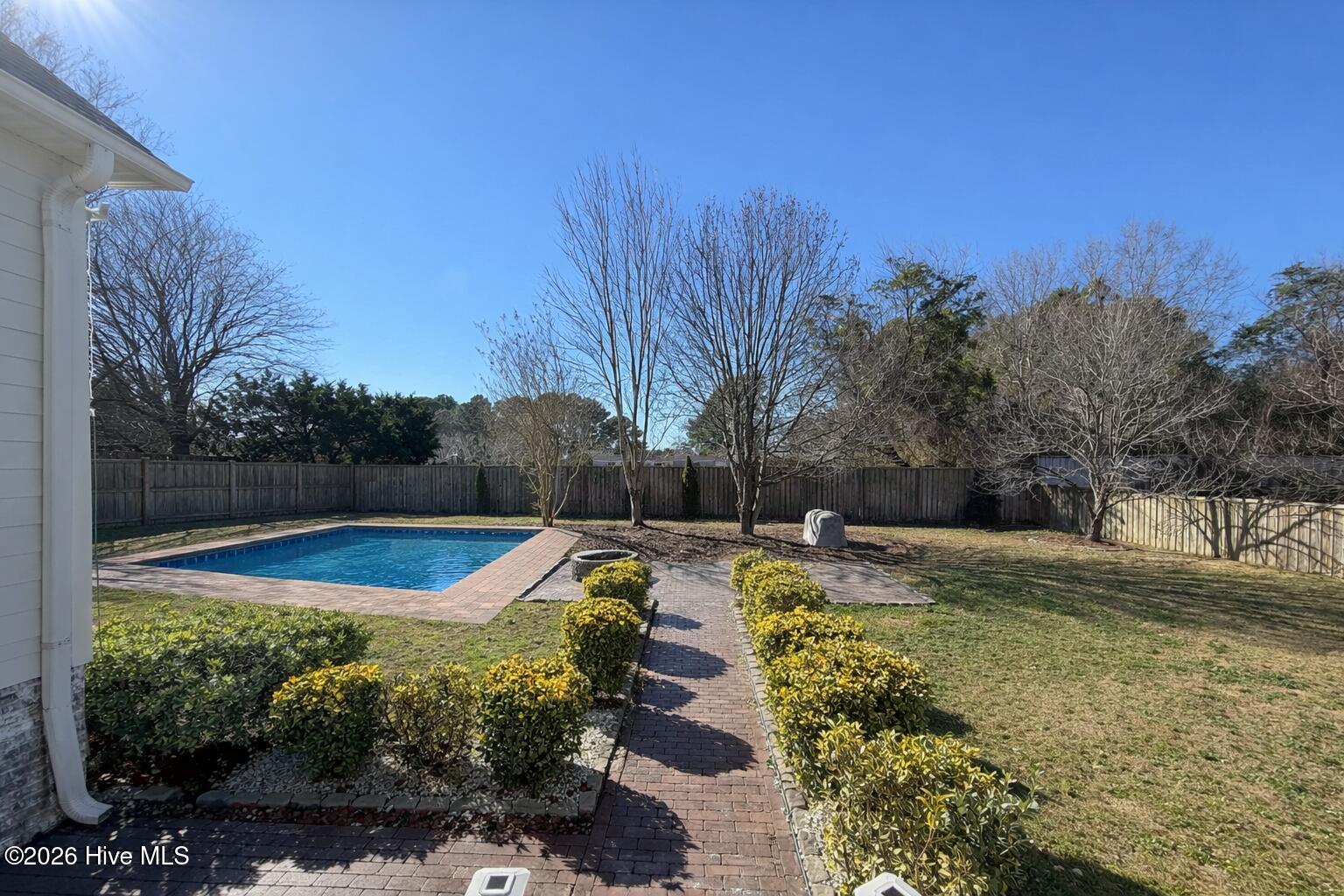 114 Cove Side Lane