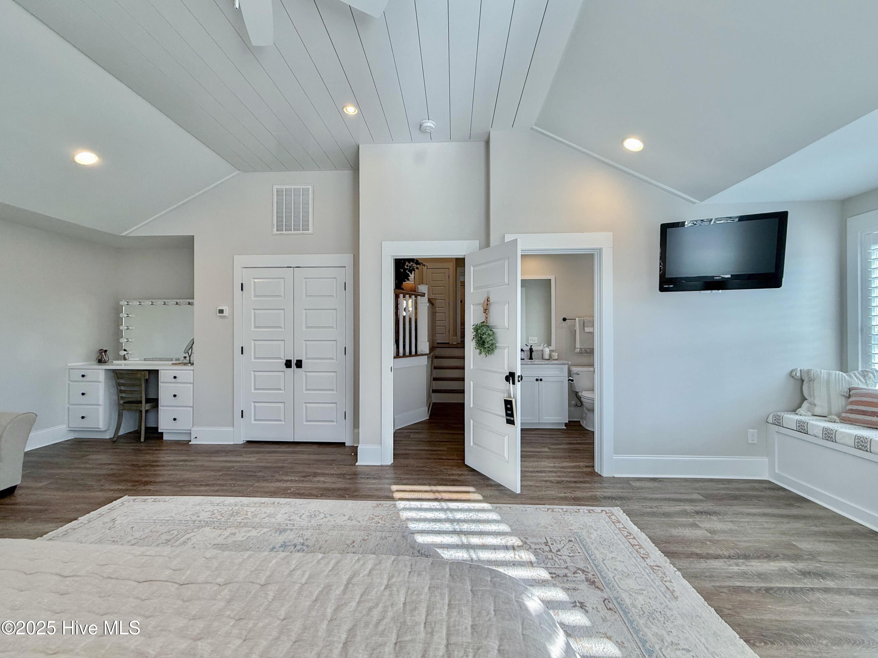 53 Ballast Point Road