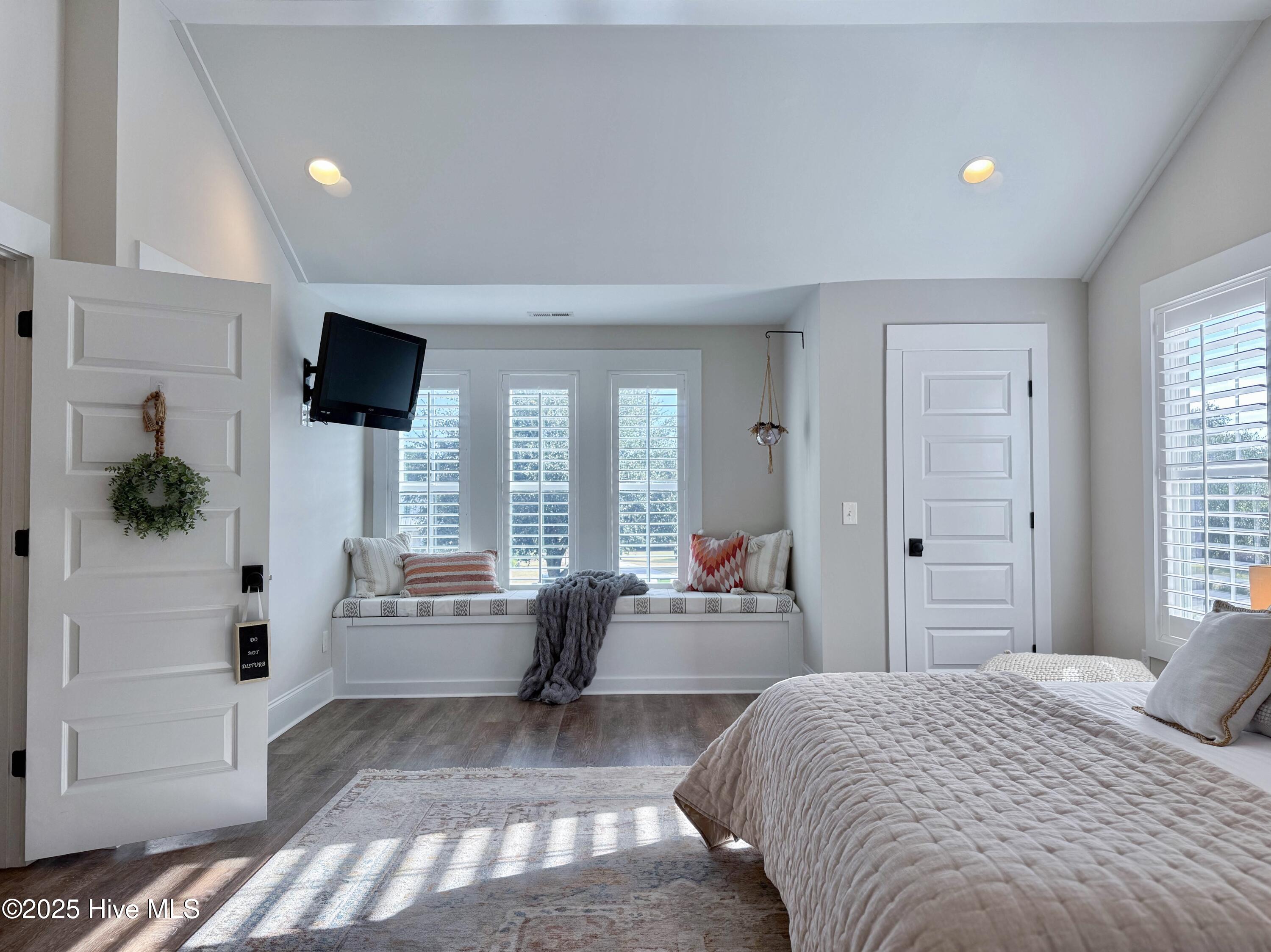 53 Ballast Point Road