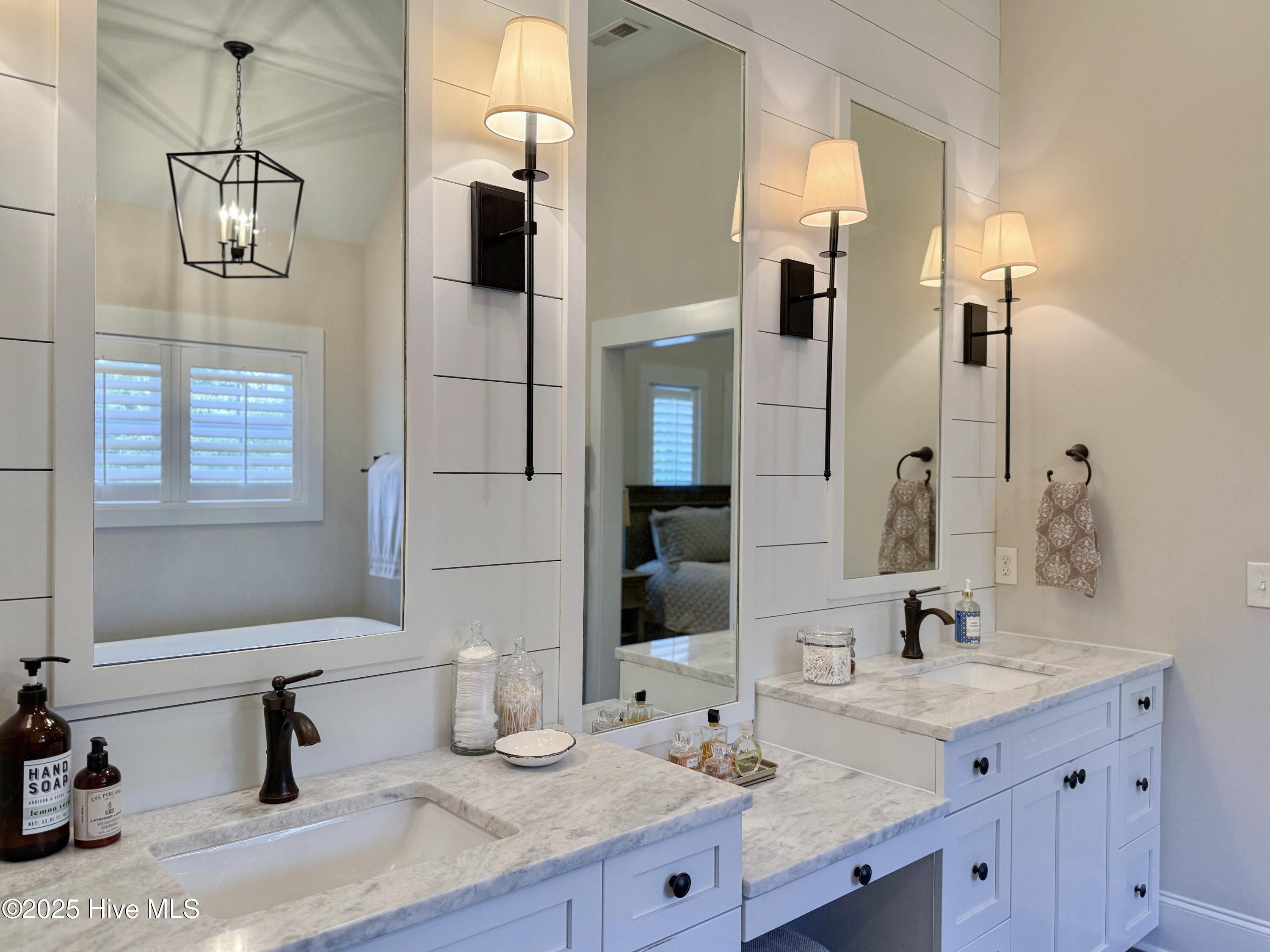 53 Ballast Point Road