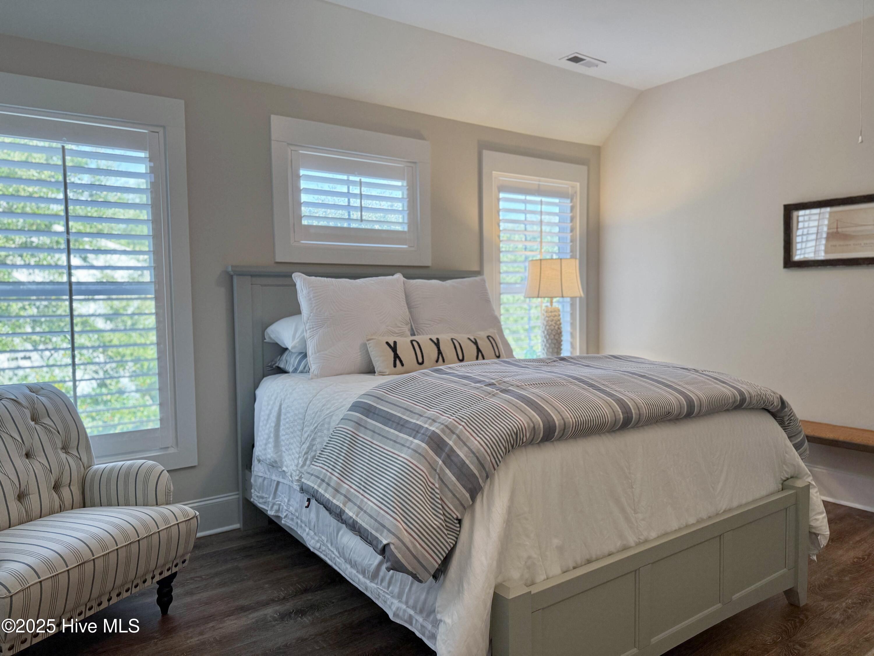 53 Ballast Point Road