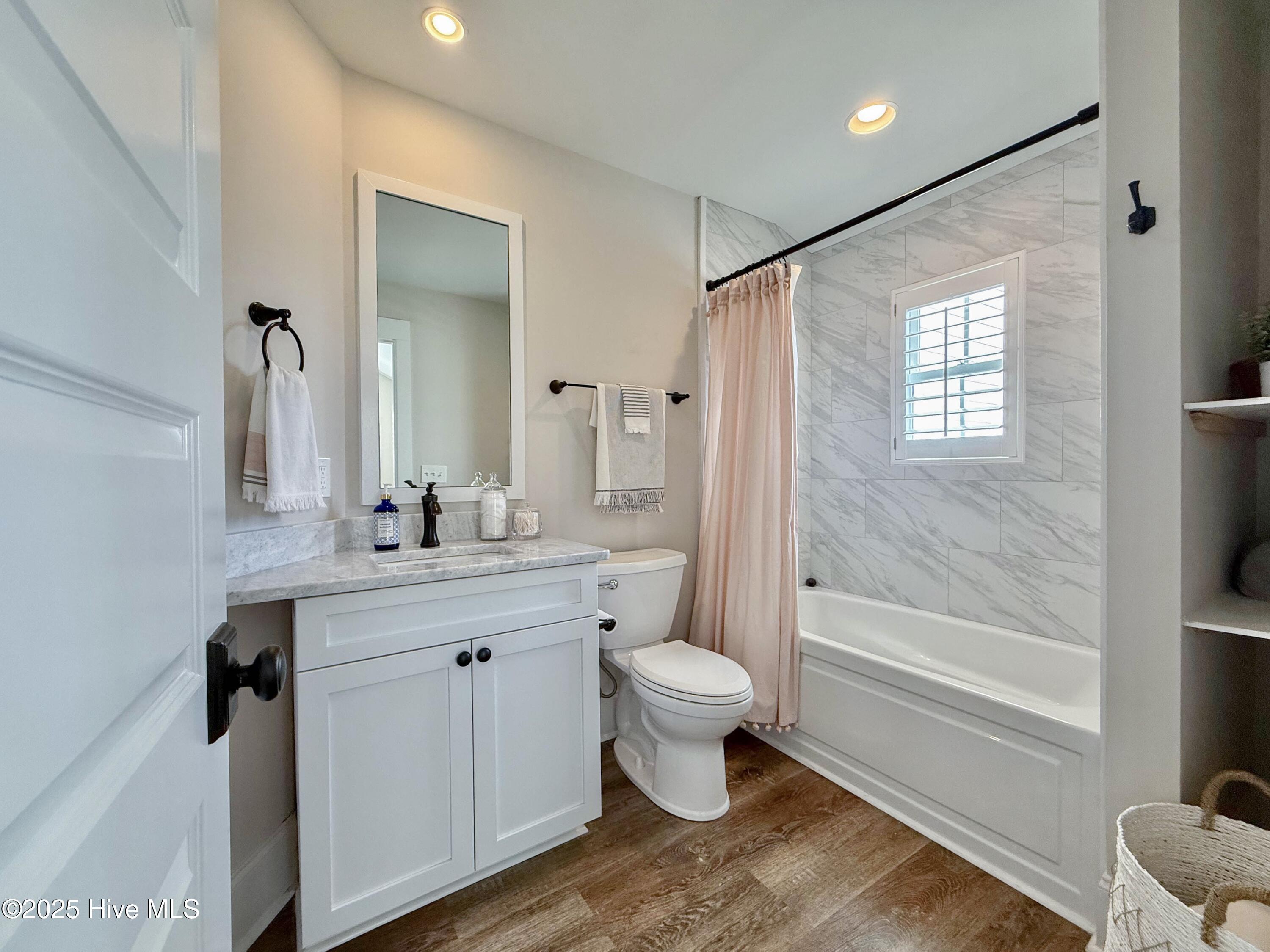 53 Ballast Point Road