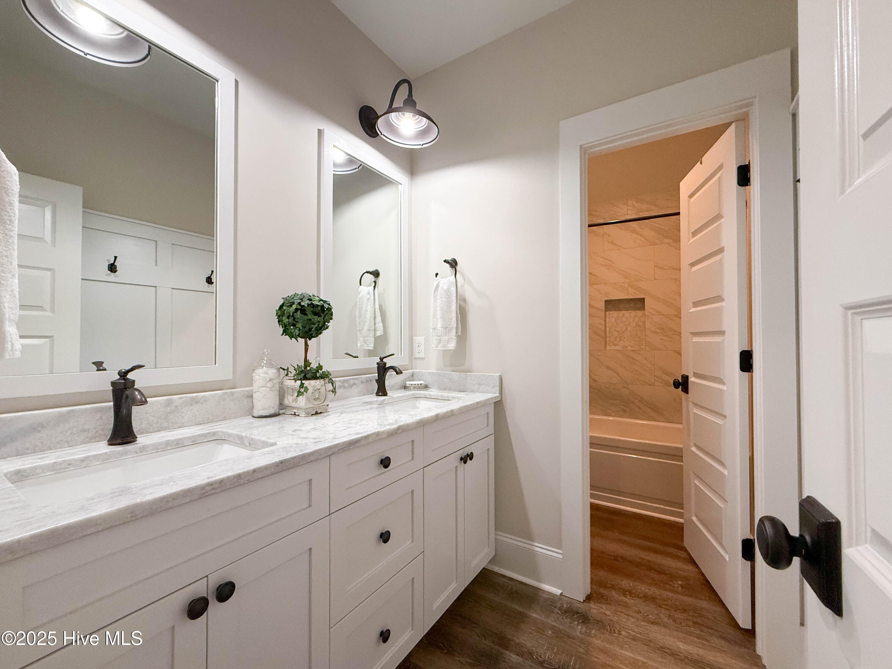 53 Ballast Point Road