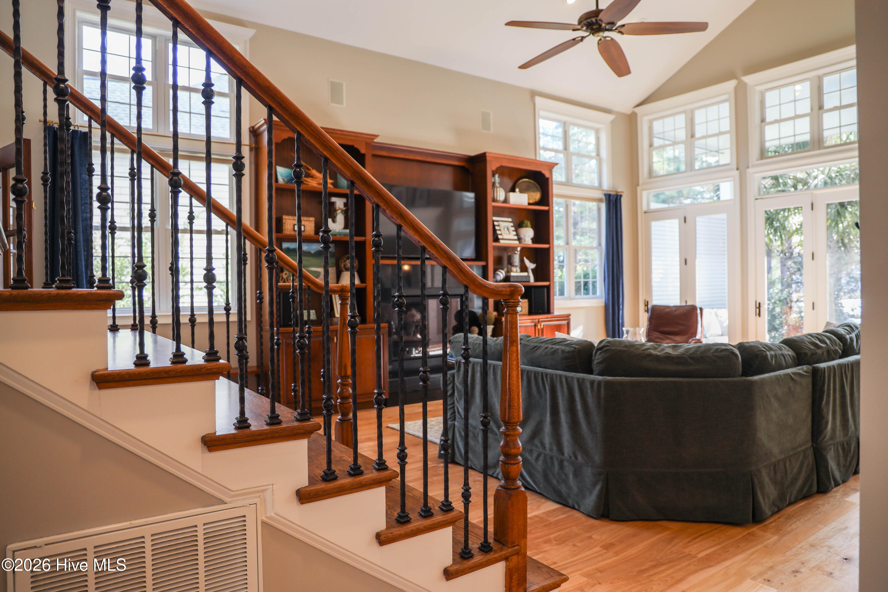 820 Grandview Drive