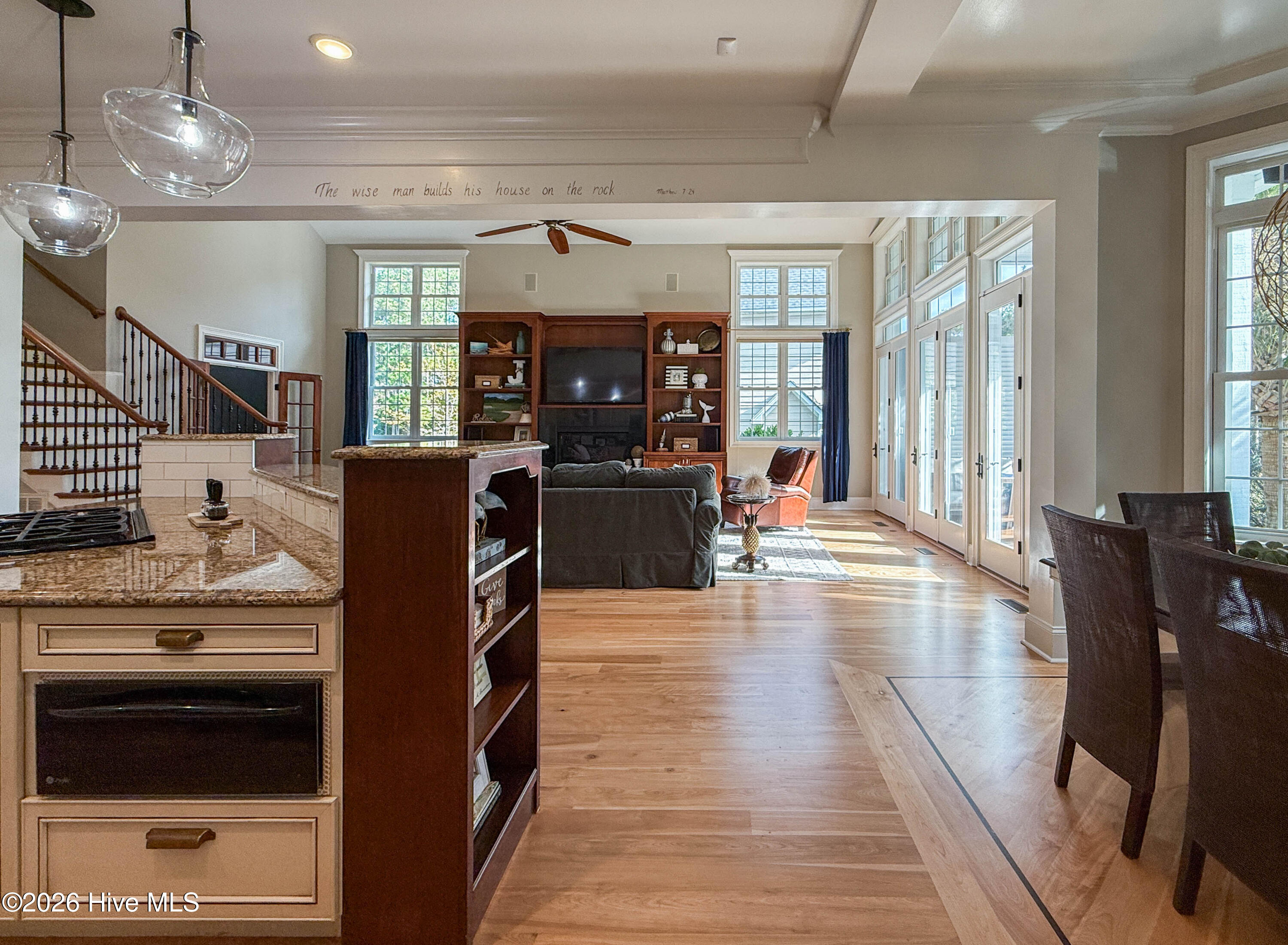 820 Grandview Drive