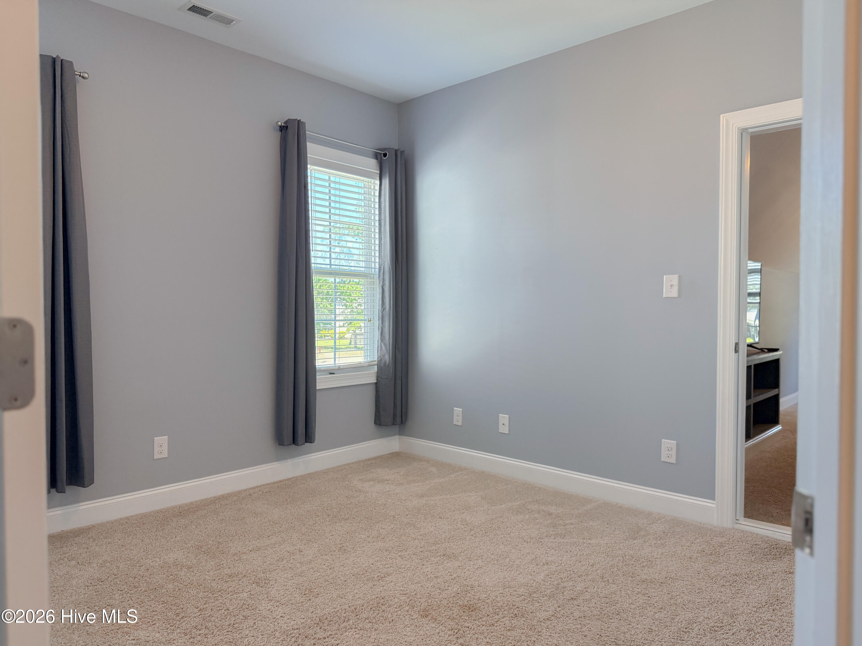585 W Craftsman Way