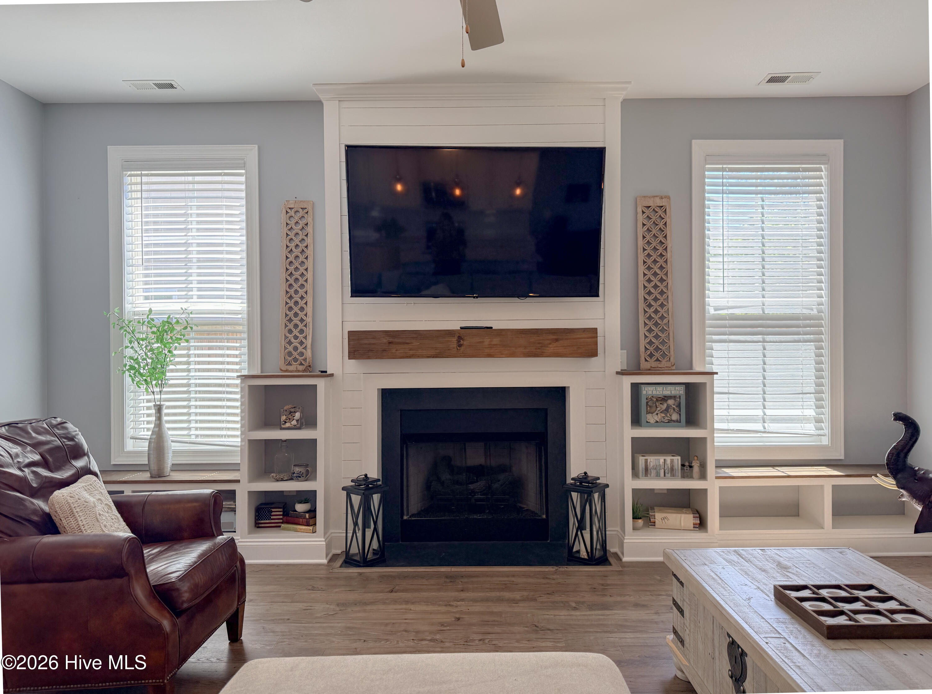 585 W Craftsman Way