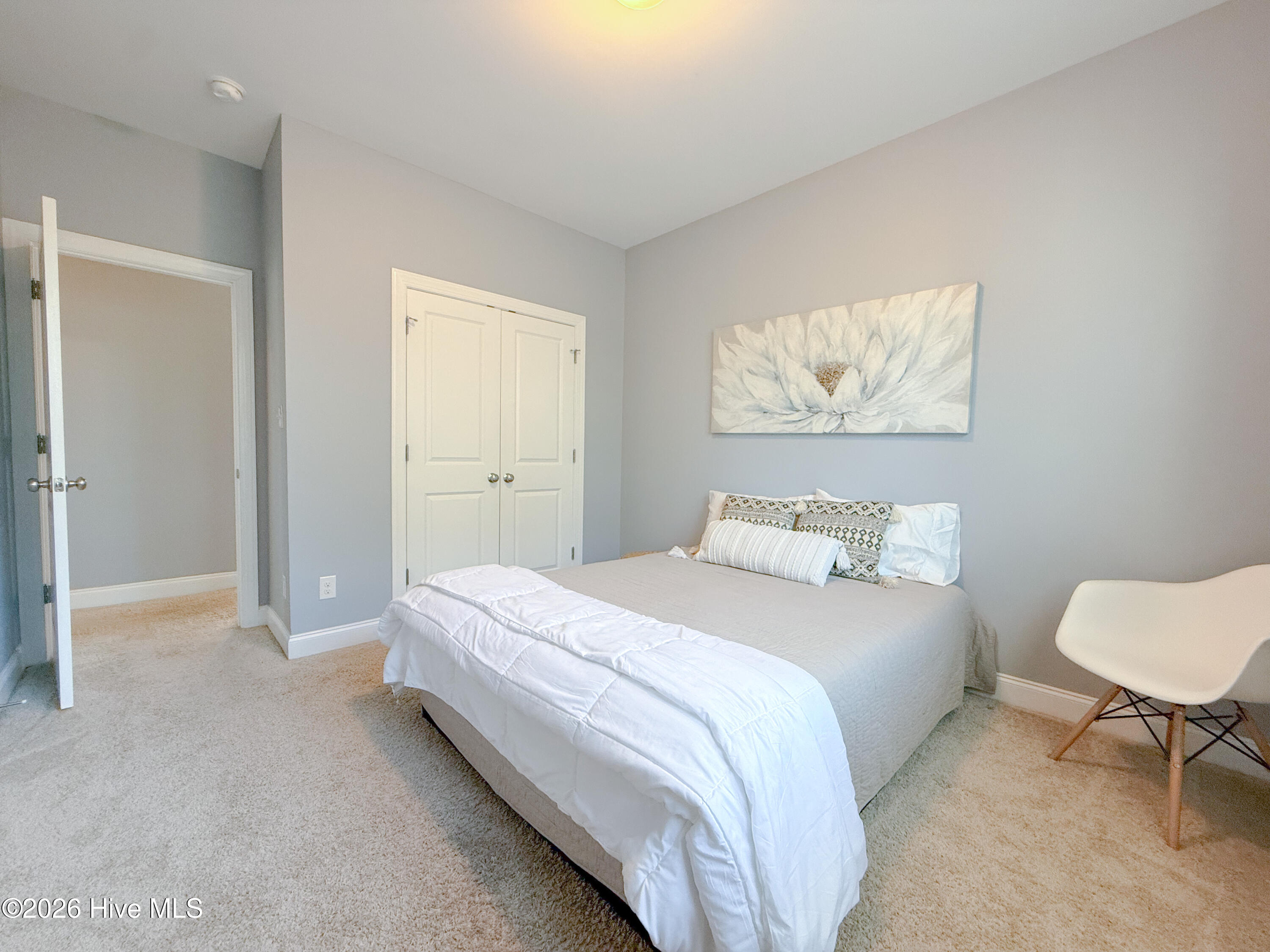 585 W Craftsman Way
