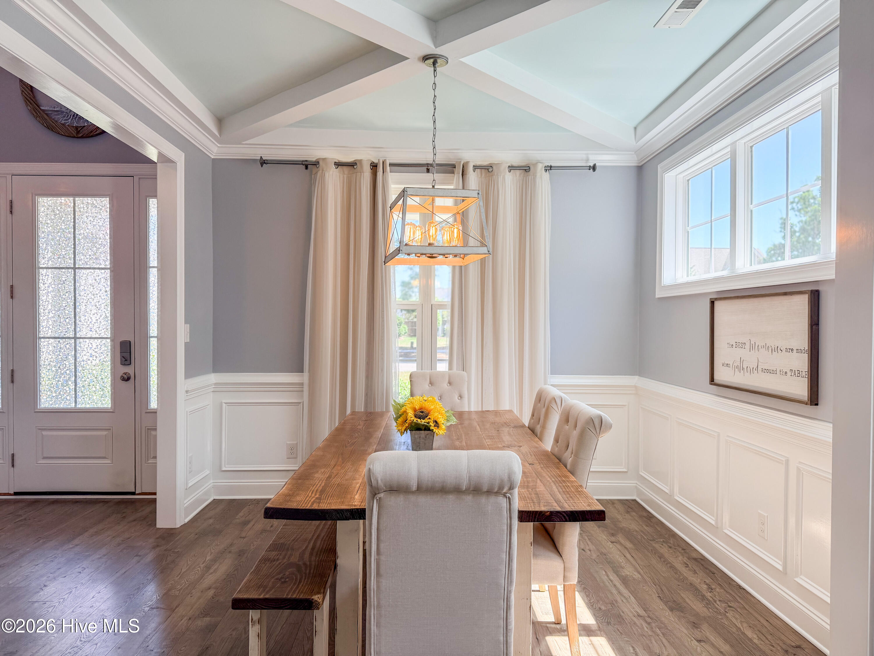 585 W Craftsman Way