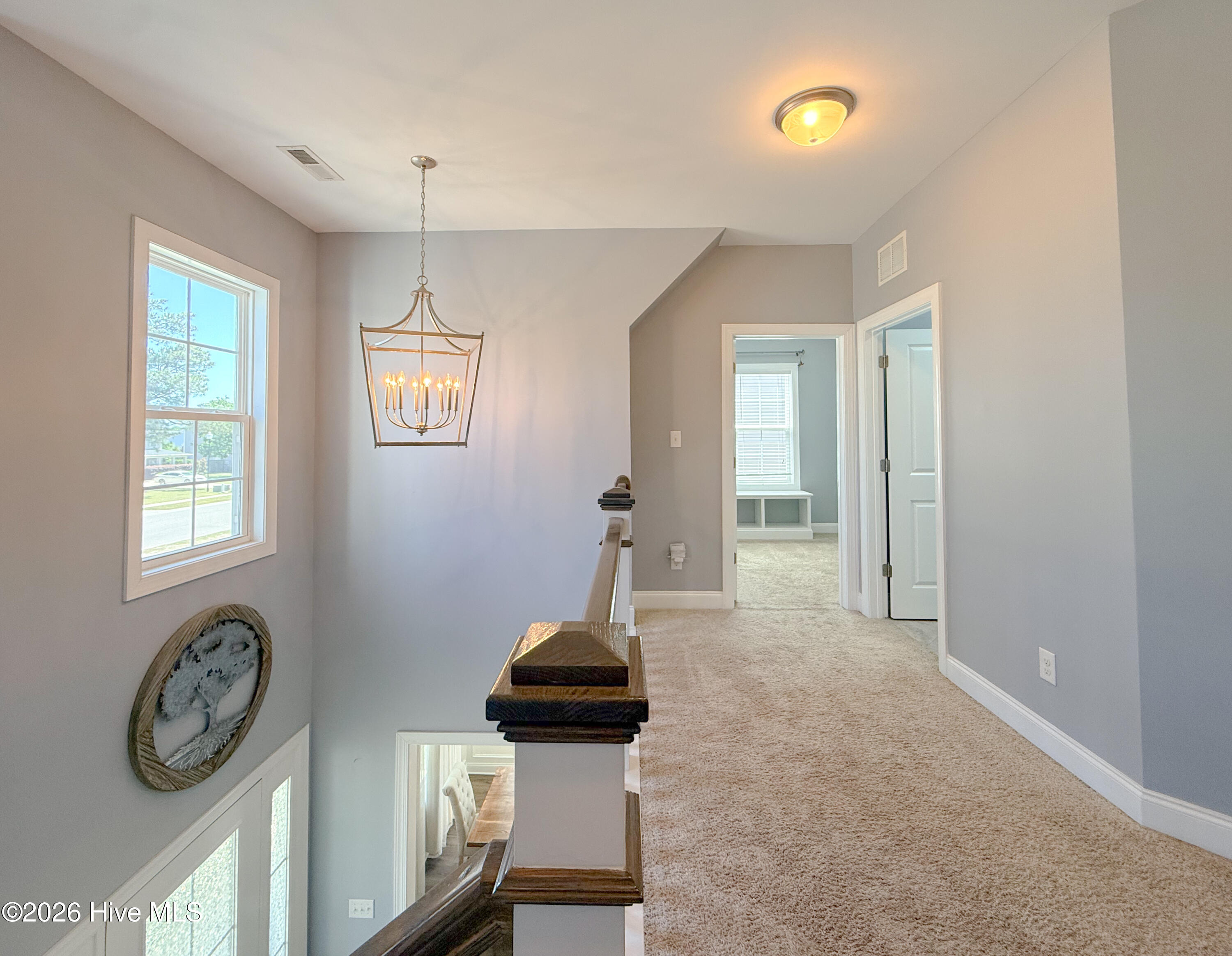 585 W Craftsman Way