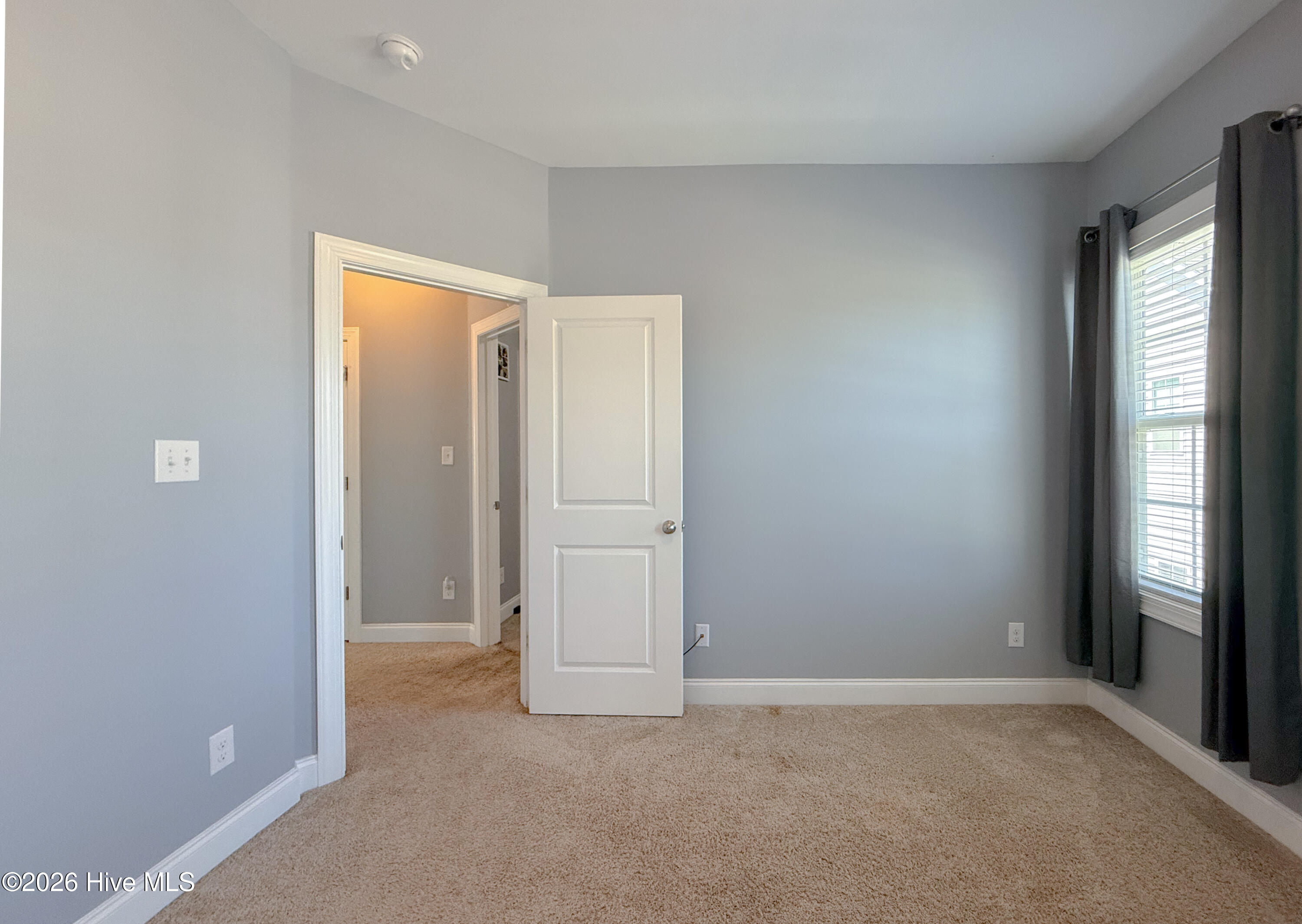 585 W Craftsman Way