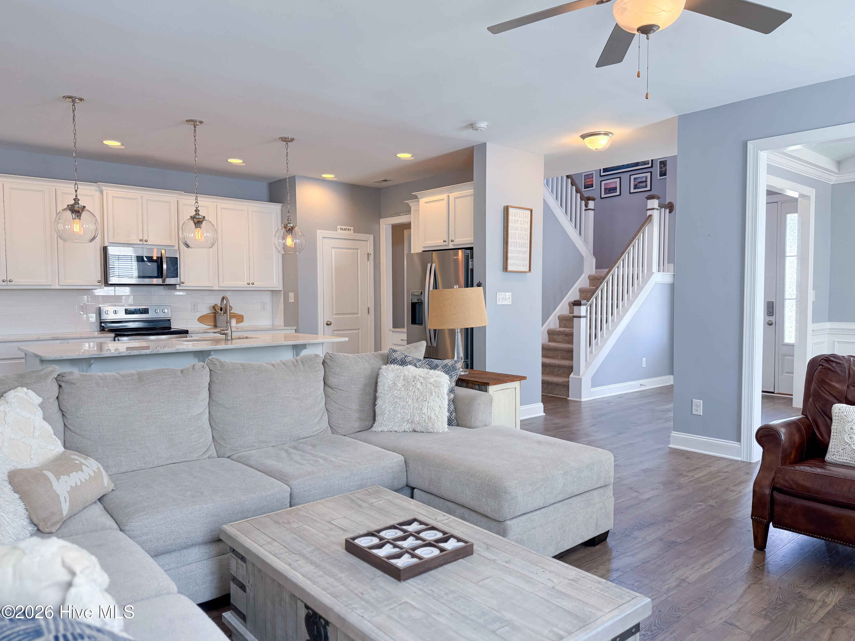 585 W Craftsman Way