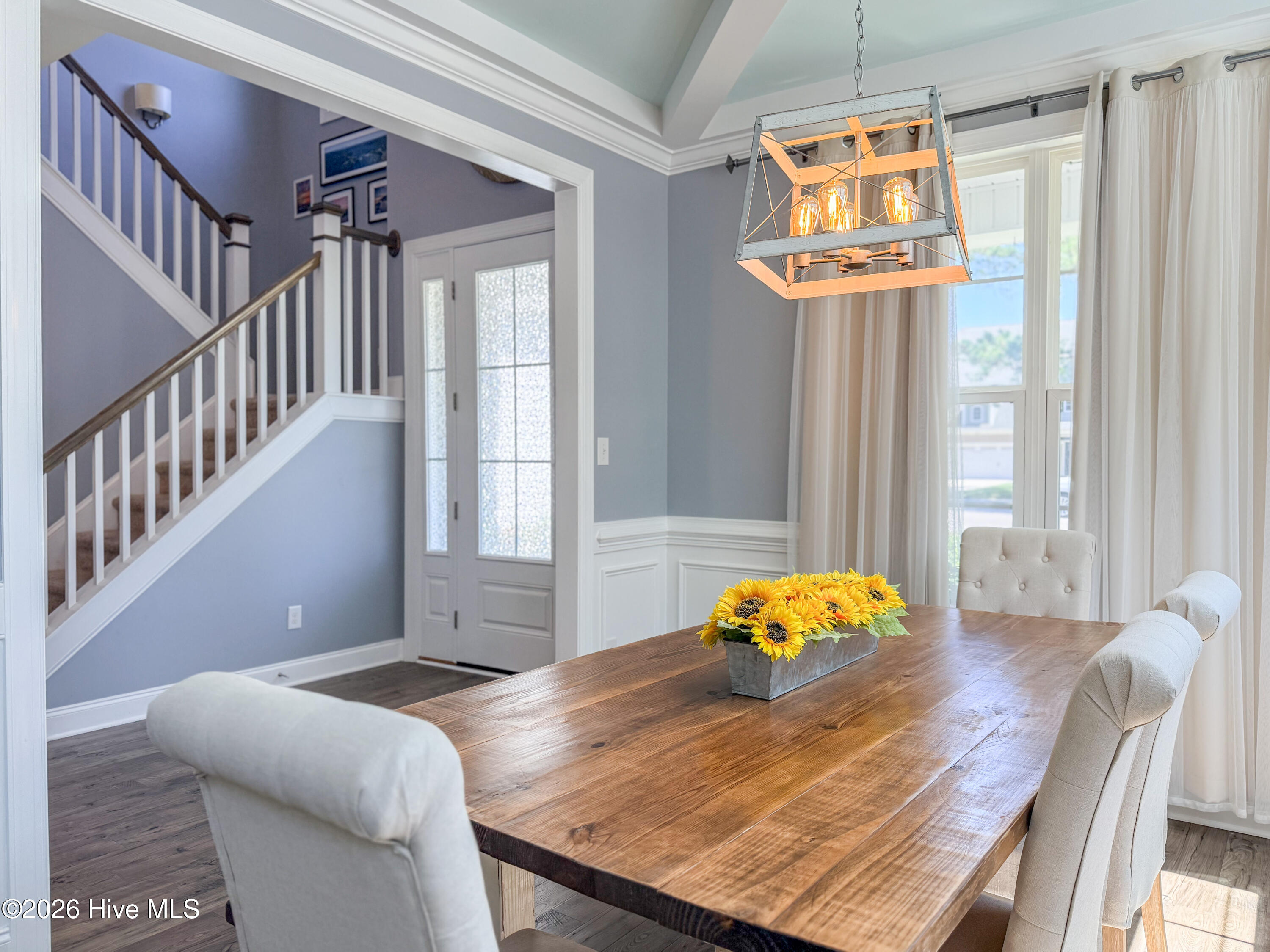 585 W Craftsman Way