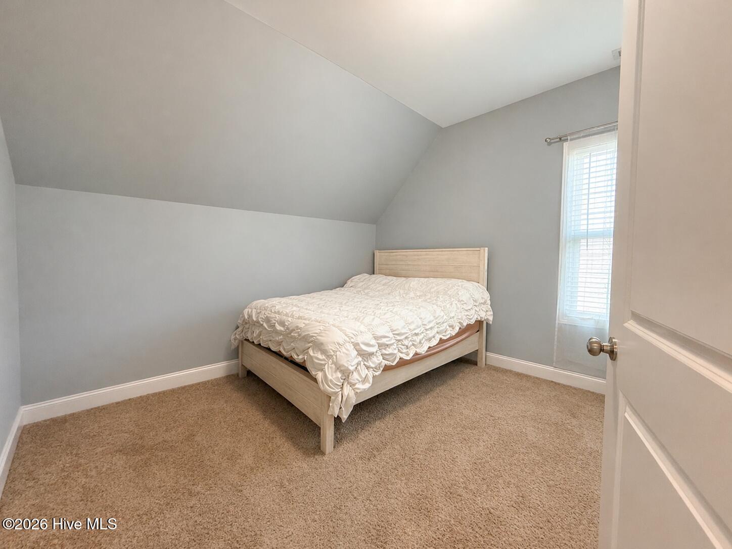 585 W Craftsman Way
