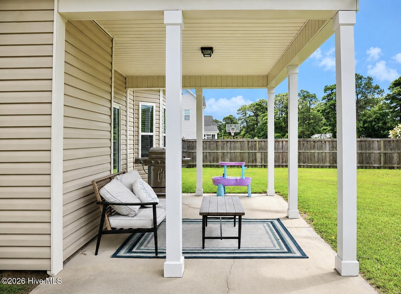 589 Aurora Place