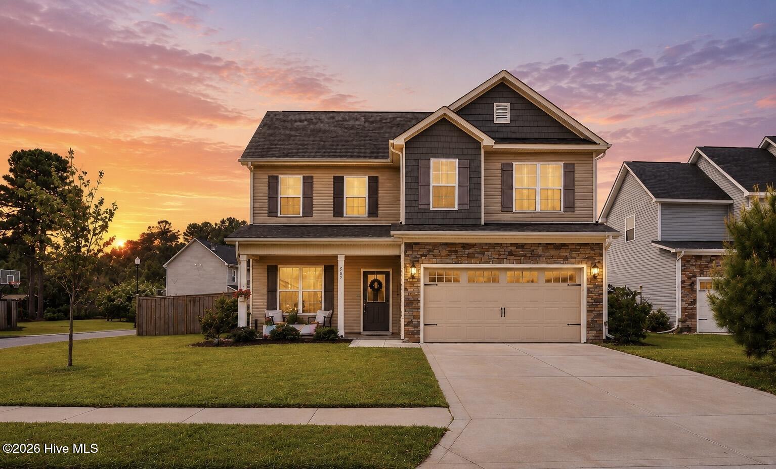 589 Aurora Place