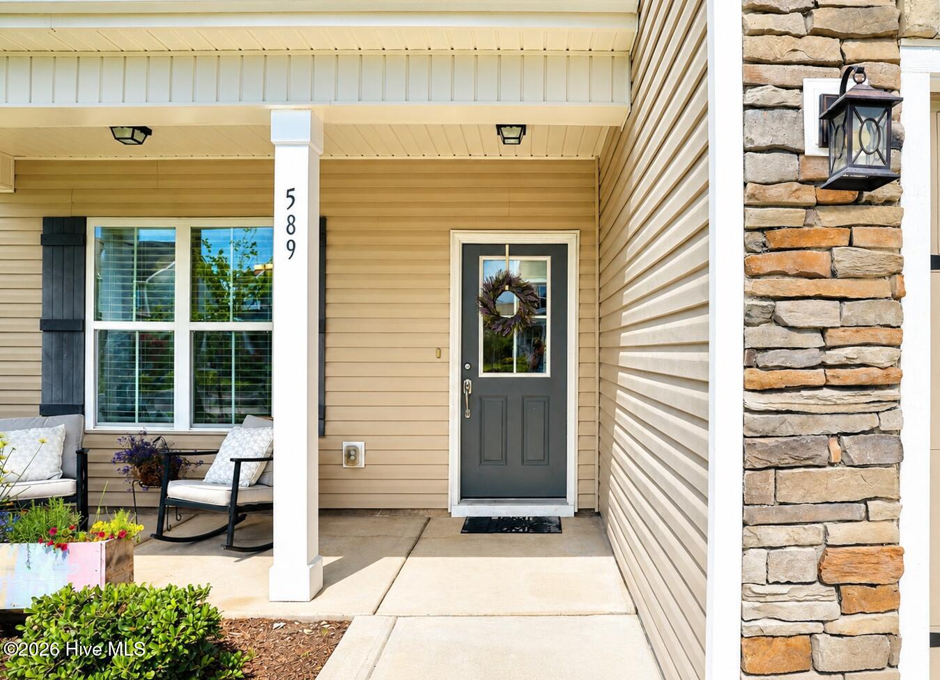 589 Aurora Place