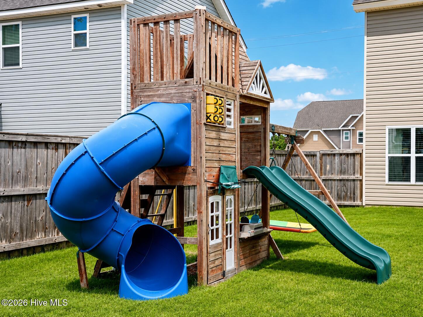 589 Aurora Place
