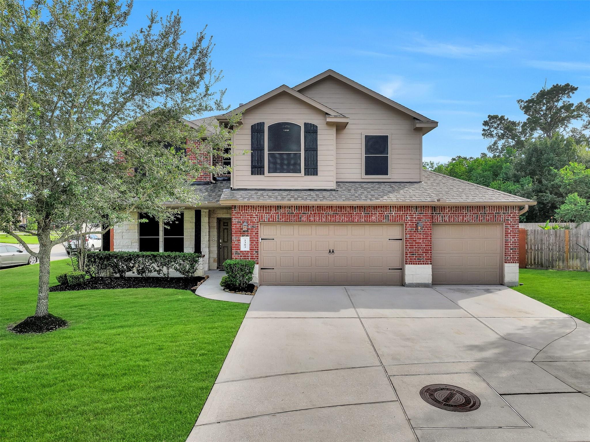 2303 Deer Trace Court
