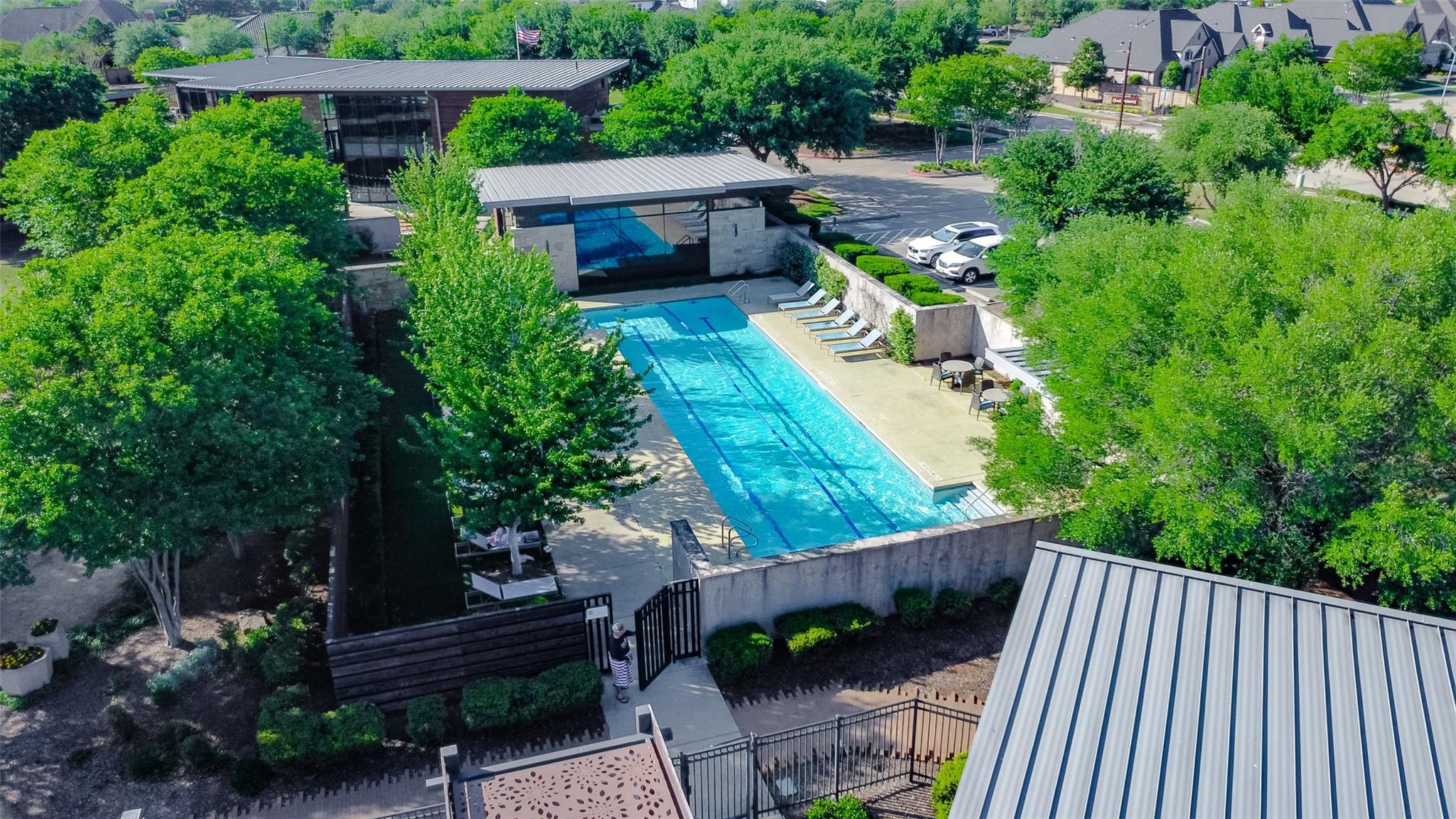 7606 Redwoods Forest Drive