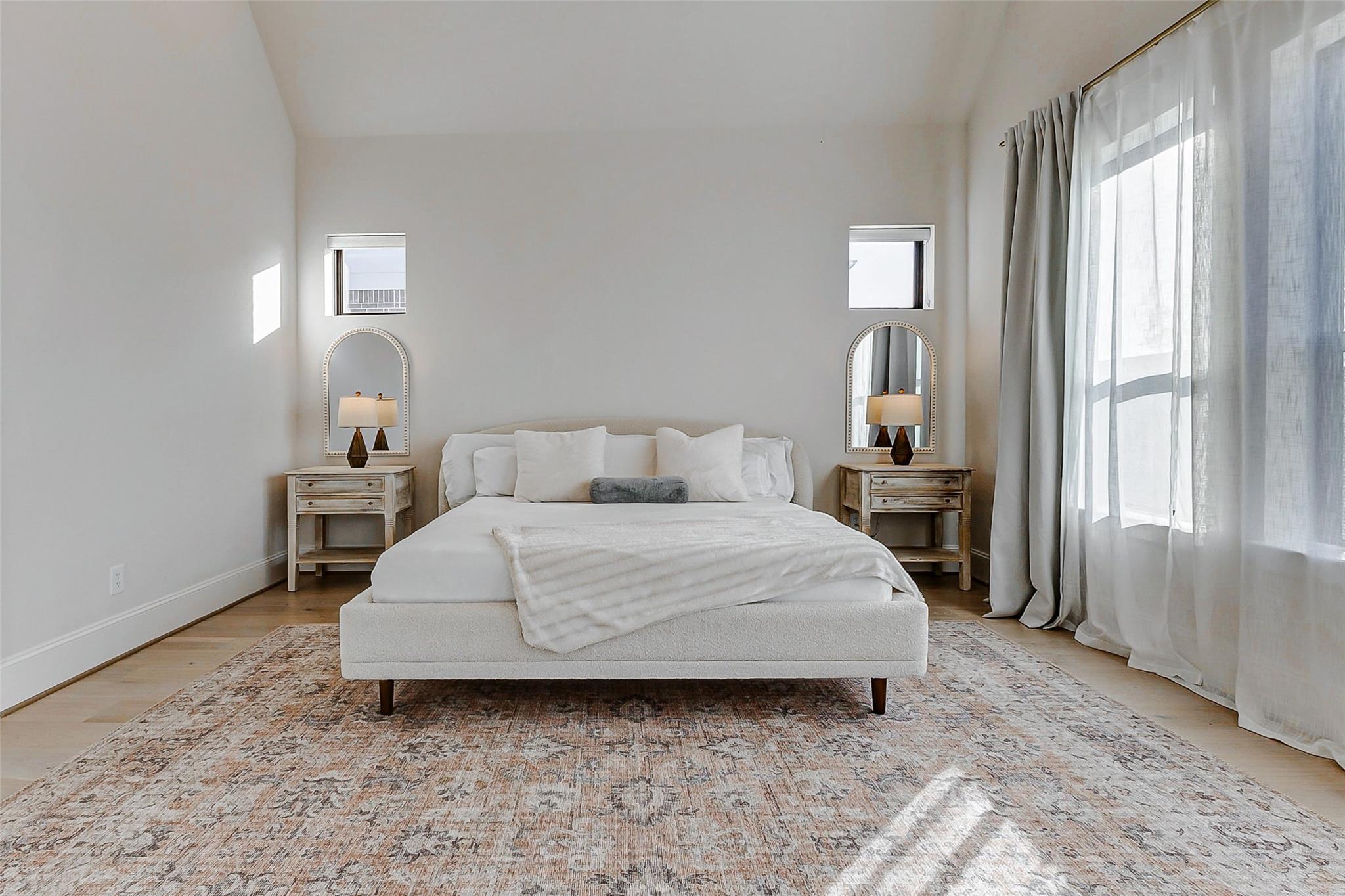 7606 Redwoods Forest Drive