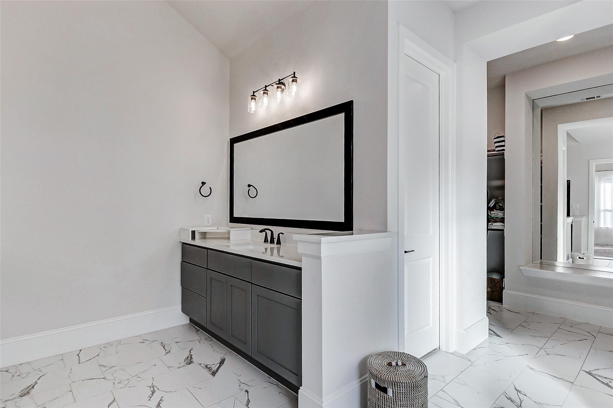 7606 Redwoods Forest Drive