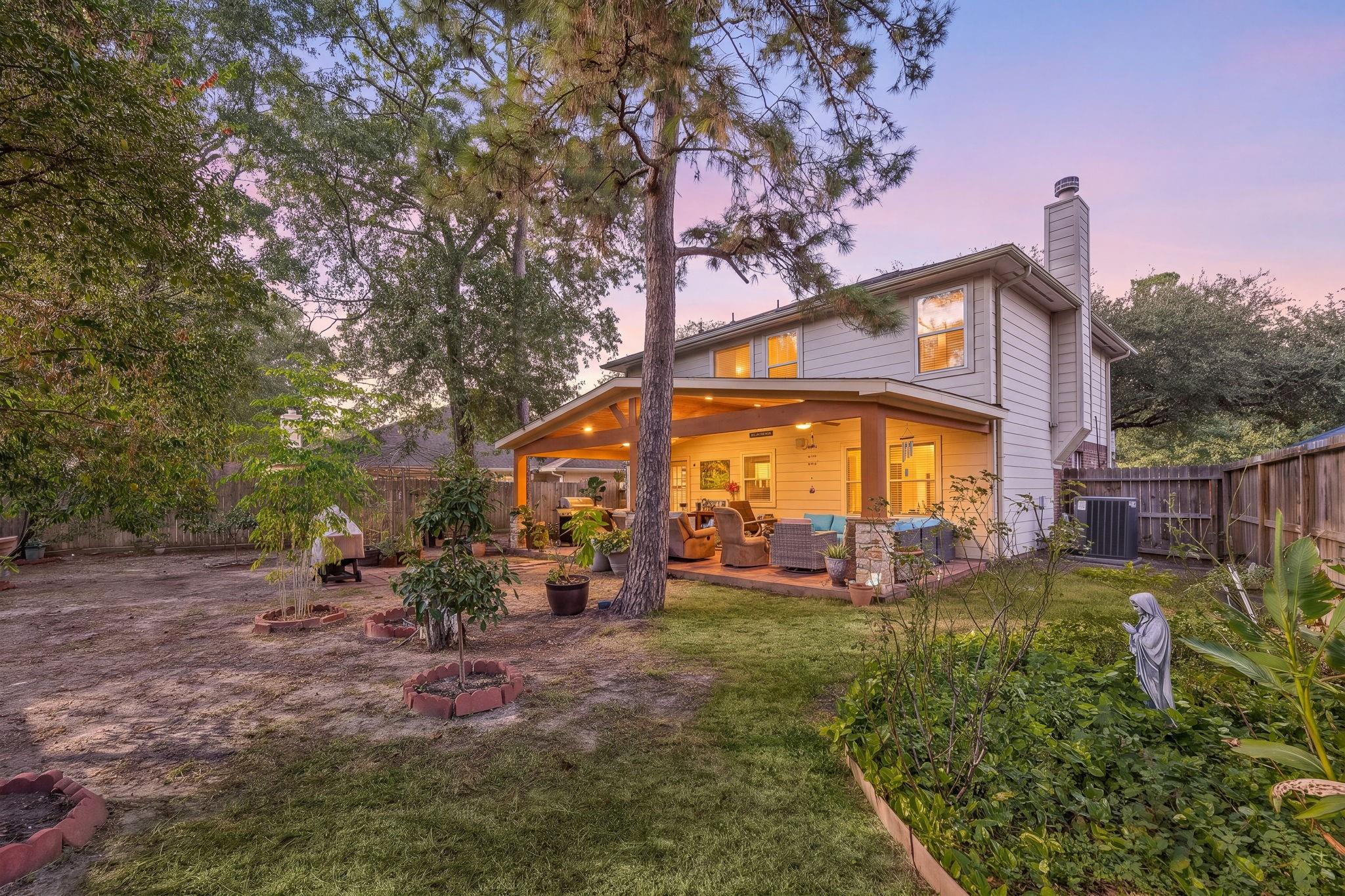 16123 Mossy Grove