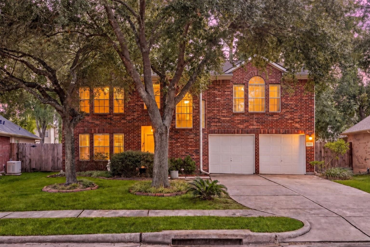 16123 Mossy Grove