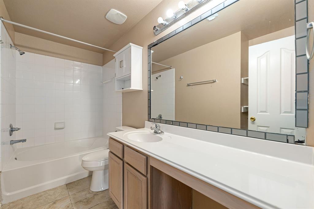 7903 Raven Creek Lane
