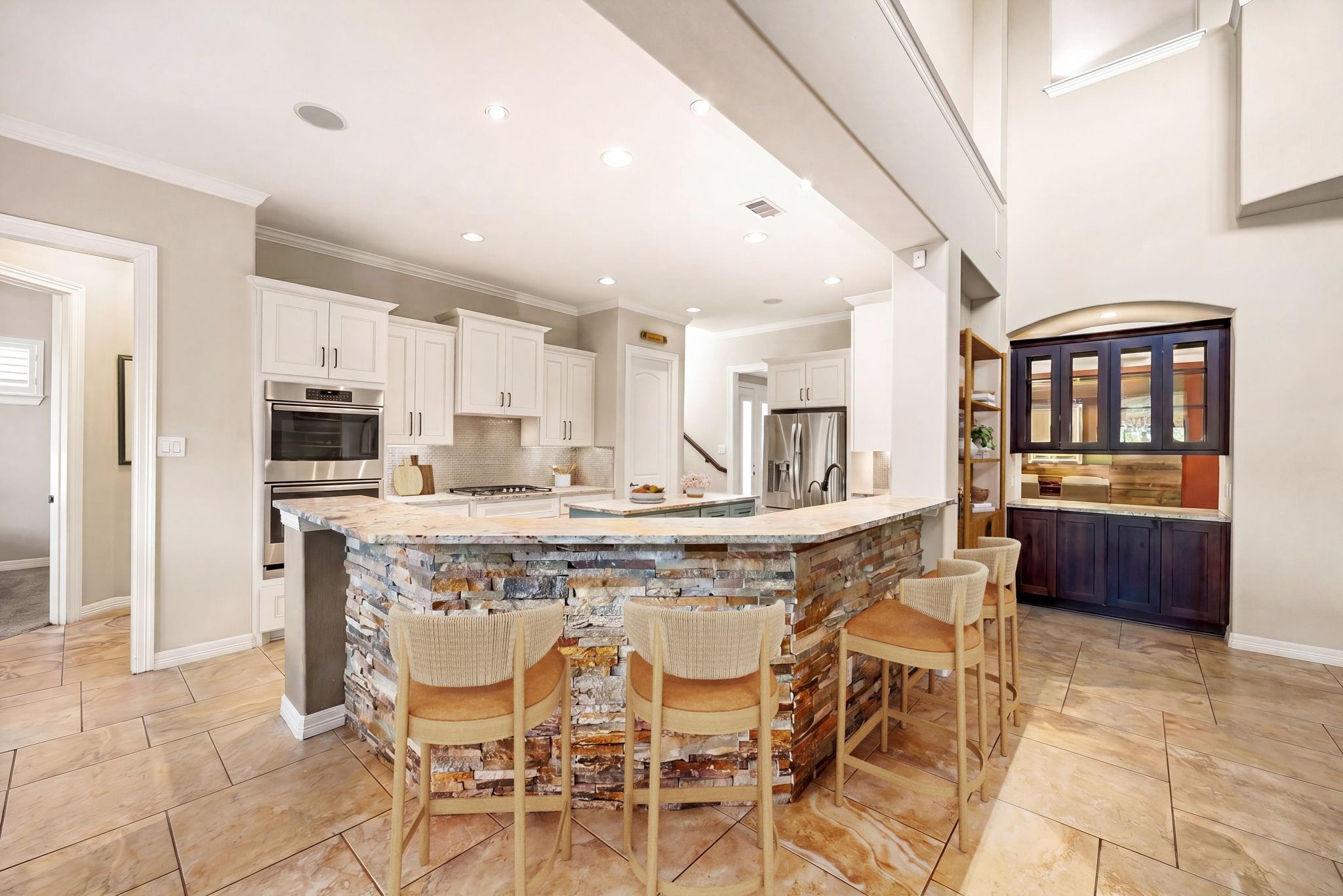 5102 Hawthorne Bend Drive