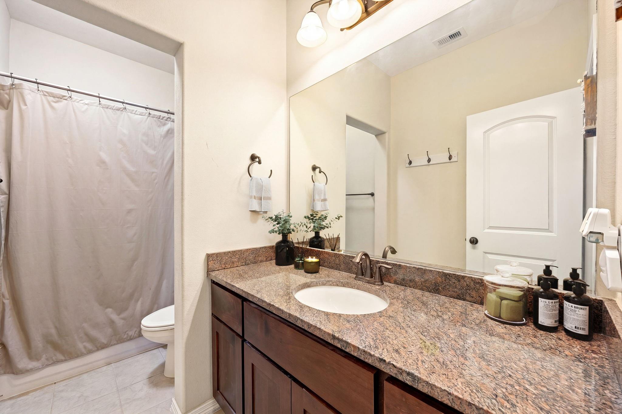 5102 Hawthorne Bend Drive