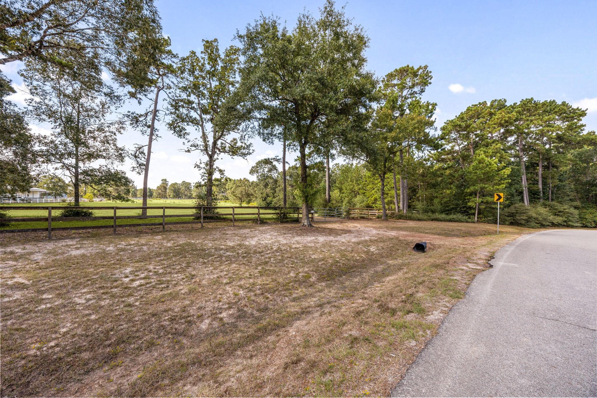 29212 Village Bend