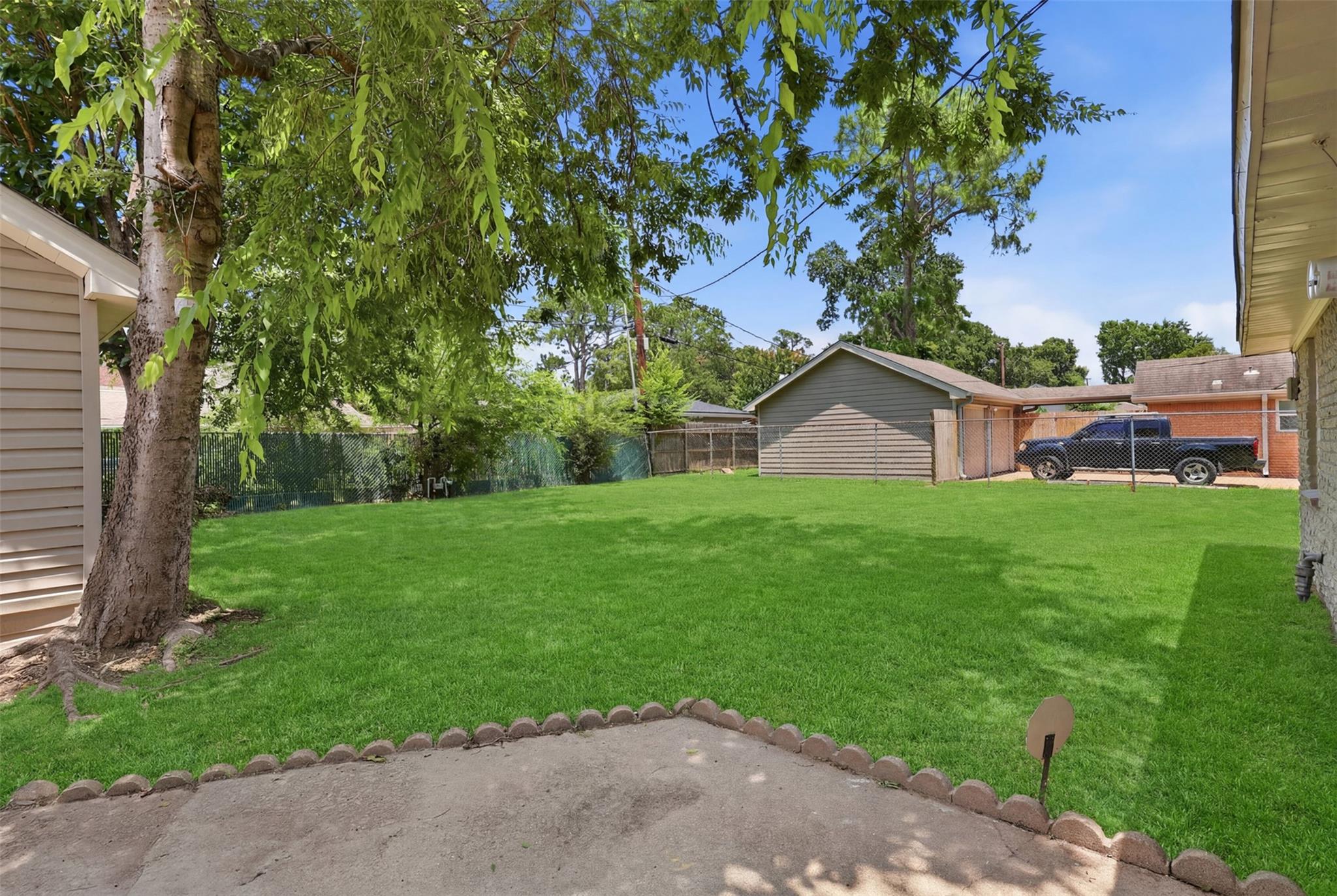 7826 Twin Hills Drive