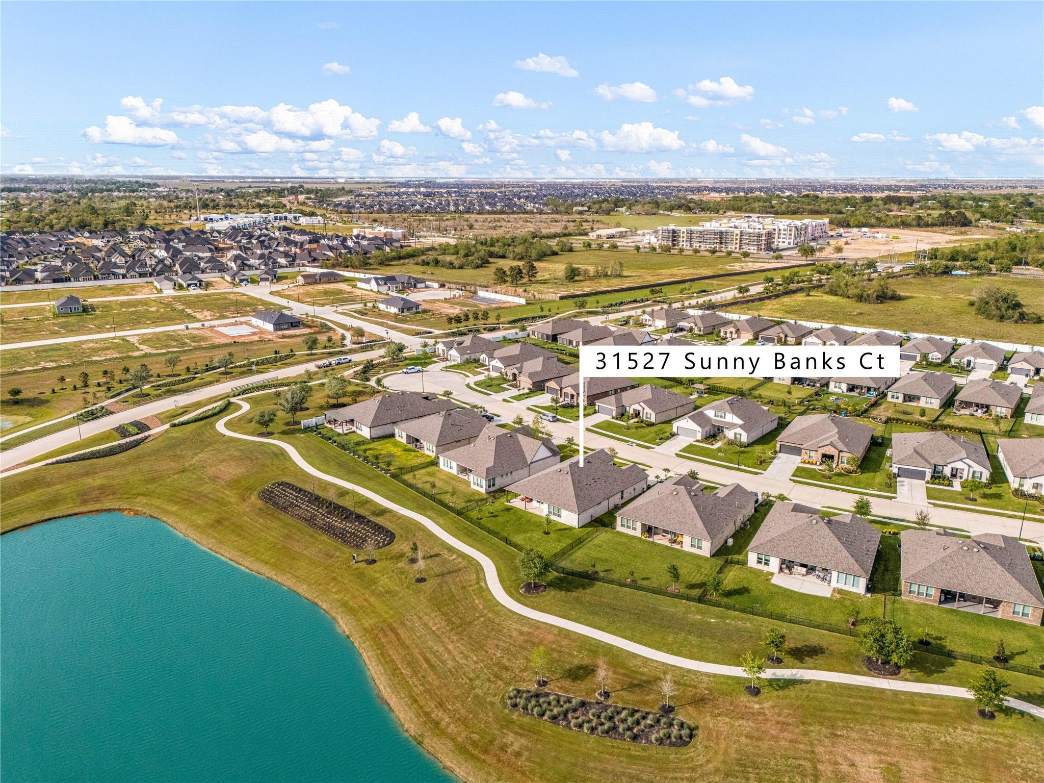 31527 Sunny Banks Court