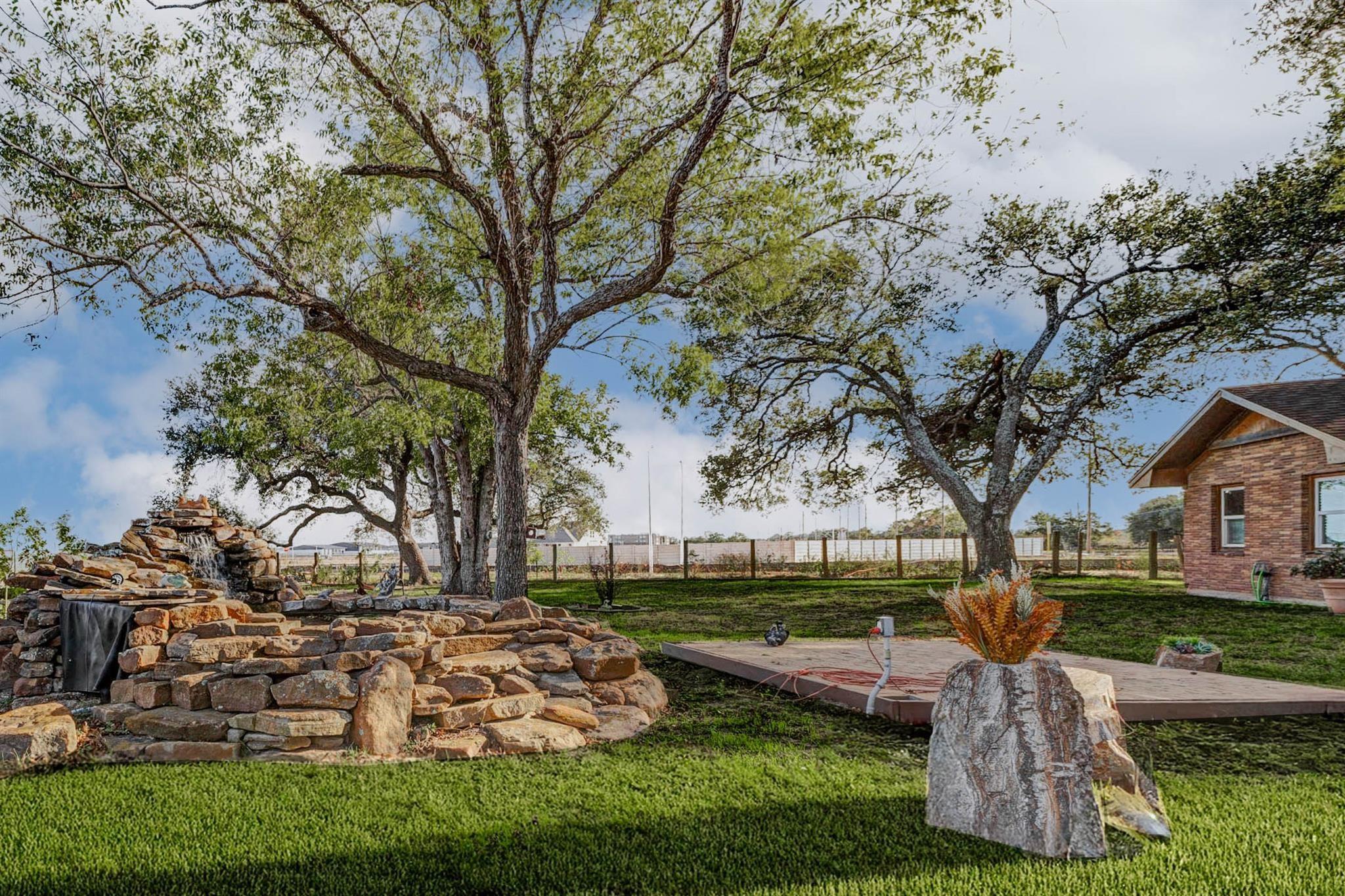 8412 Katy Hockley Road