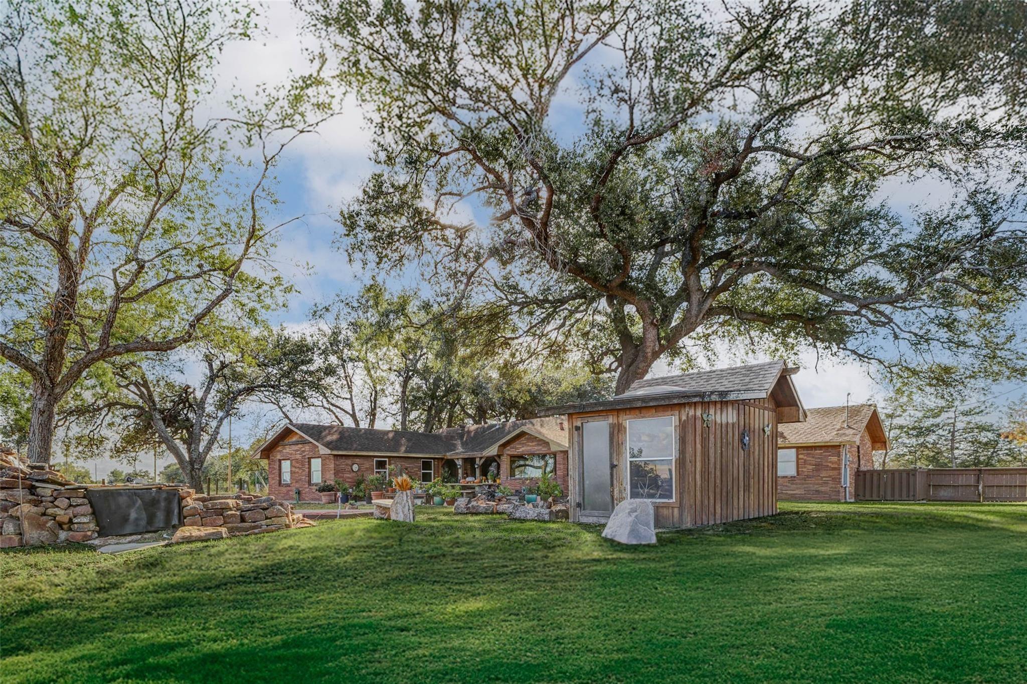 8412 Katy Hockley Road