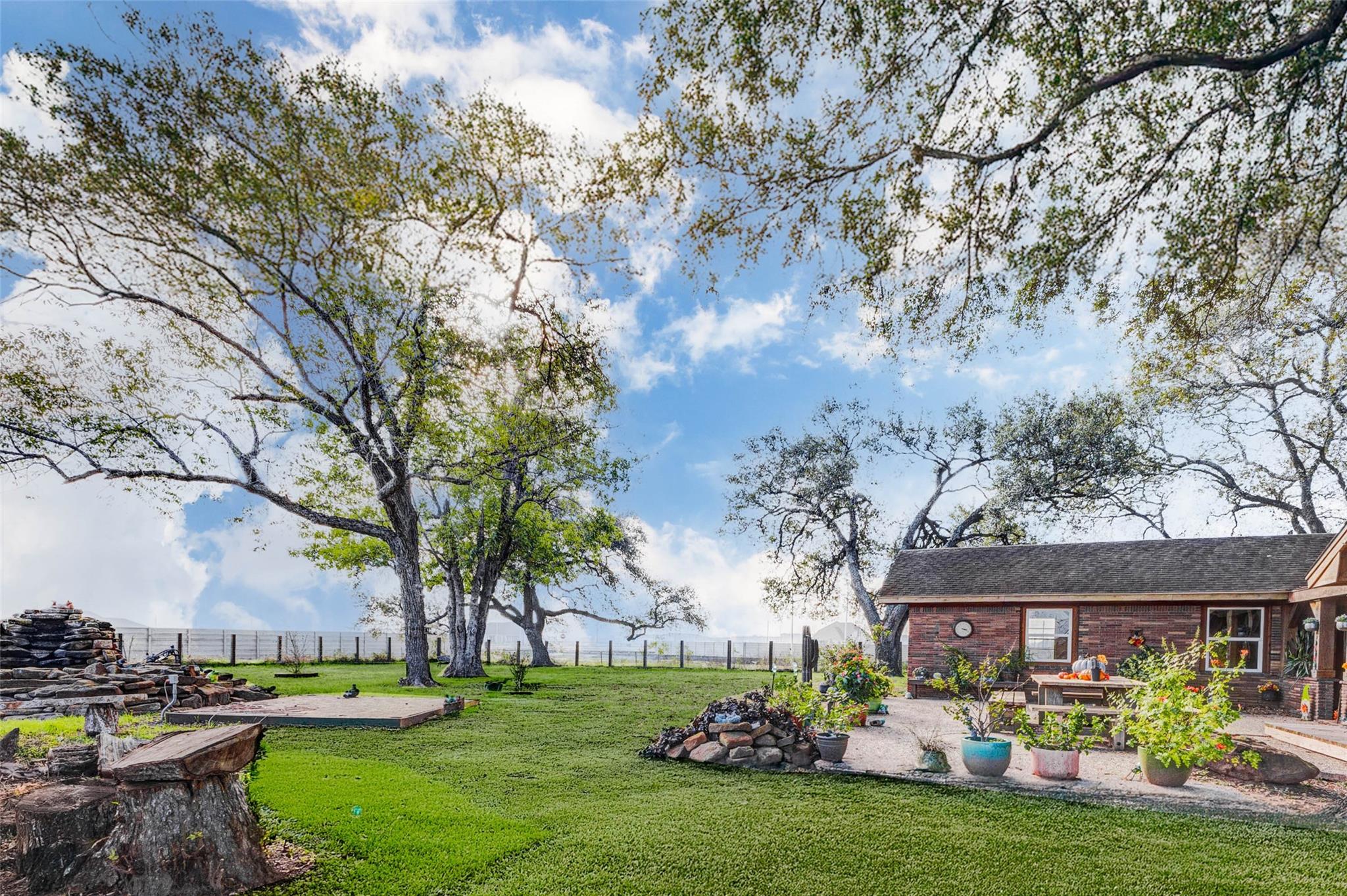 8412 Katy Hockley Road