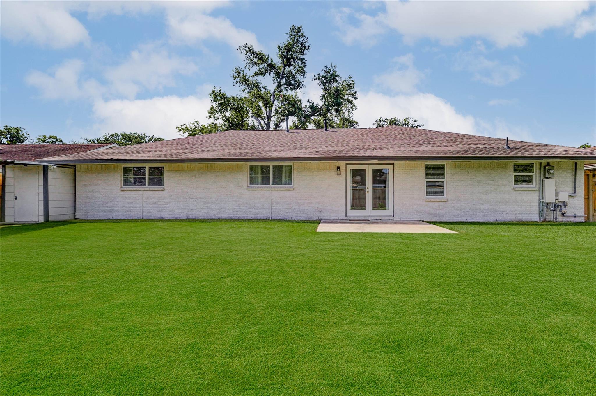 8918 Springview Lane