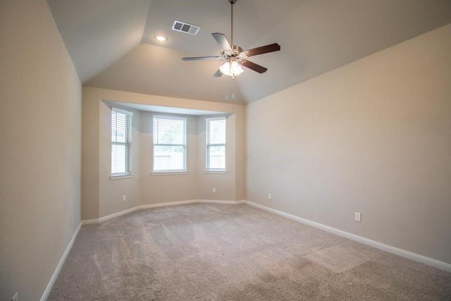 21449 21449 Kings Guild Lane