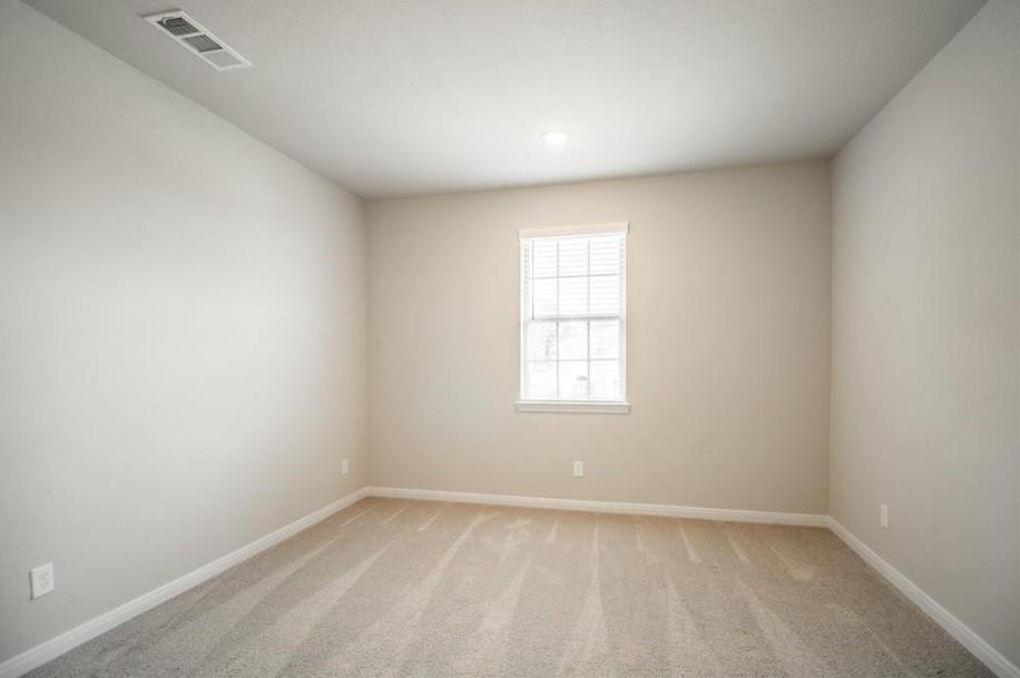 21449 21449 Kings Guild Lane
