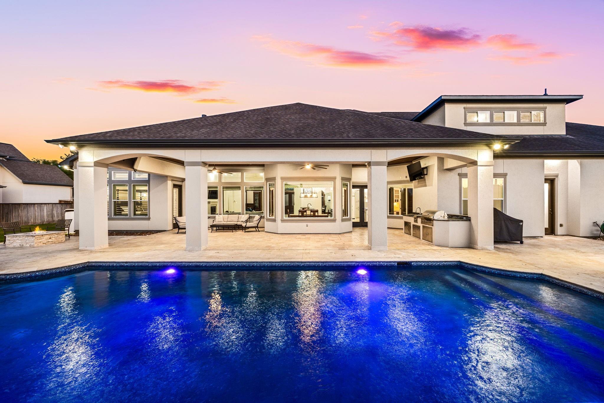 914 Cross Hollow Lane